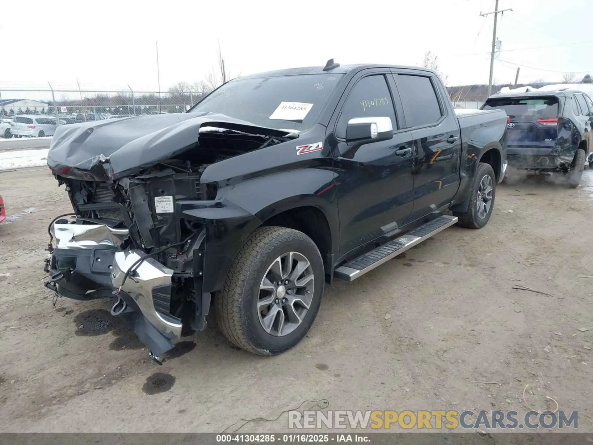 2 Photograph of a damaged car 3GCUYDED1MG305294 CHEVROLET SILVERADO 1500 2021