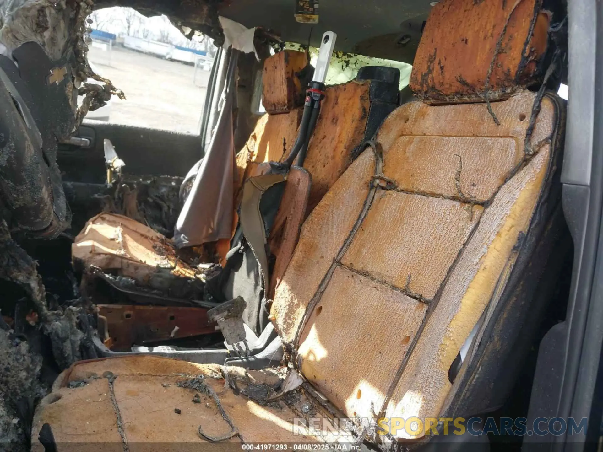 19 Photograph of a damaged car 3GCUYDED2MG216172 CHEVROLET SILVERADO 1500 2021