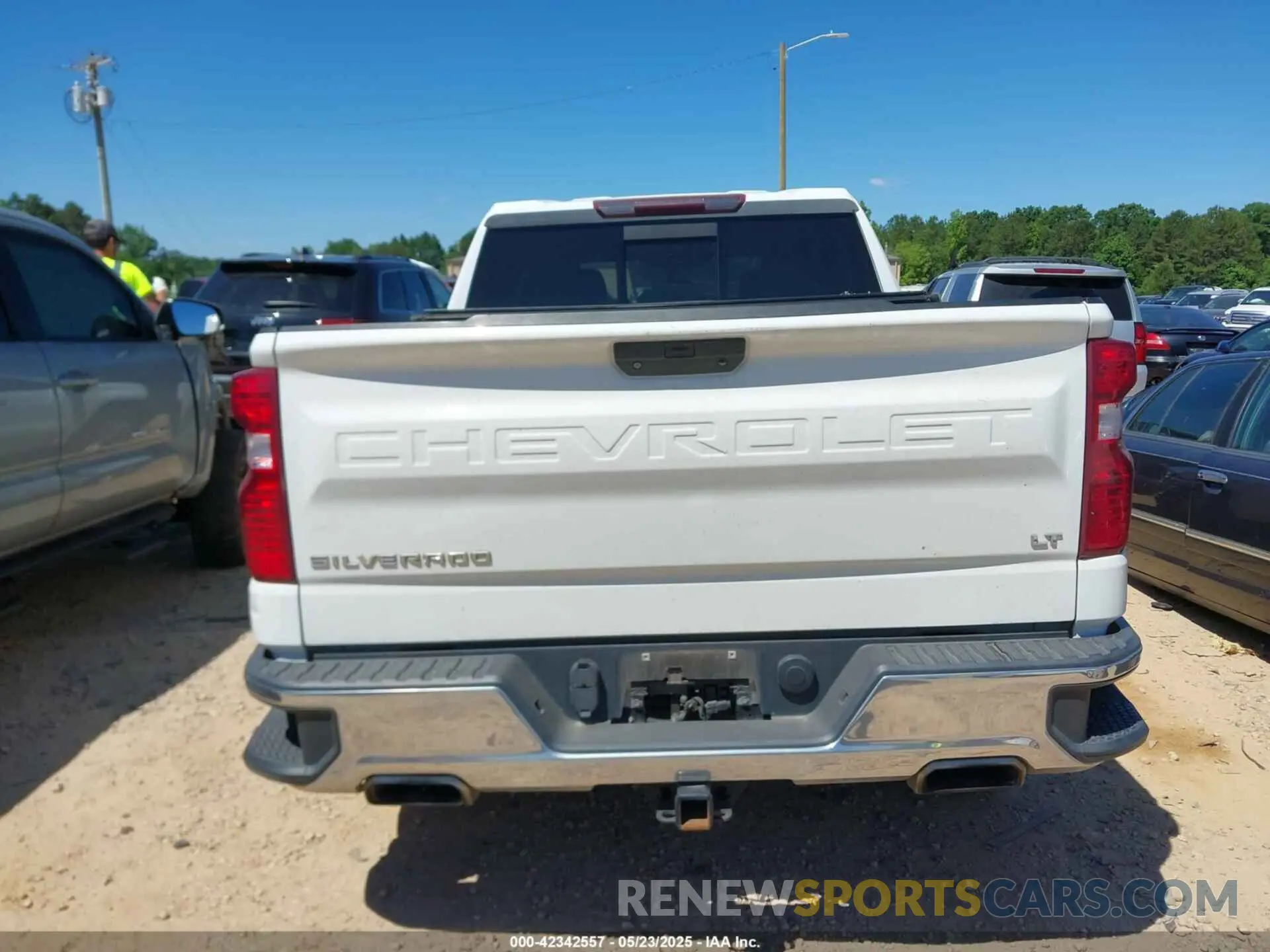 16 Photograph of a damaged car 3GCUYDED2MG226930 CHEVROLET SILVERADO 1500 2021