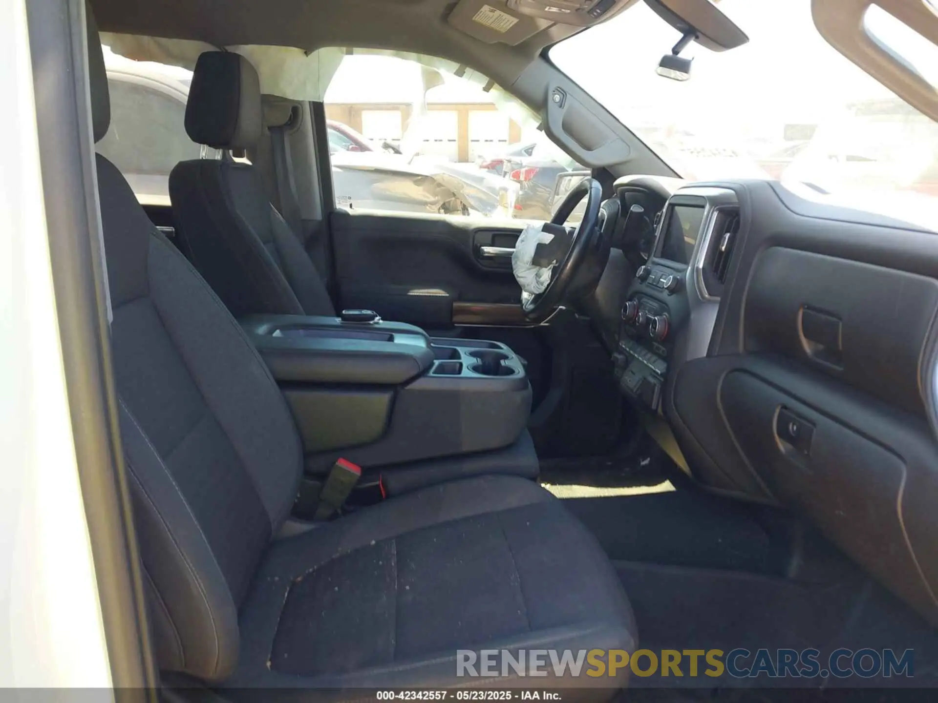 5 Photograph of a damaged car 3GCUYDED2MG226930 CHEVROLET SILVERADO 1500 2021
