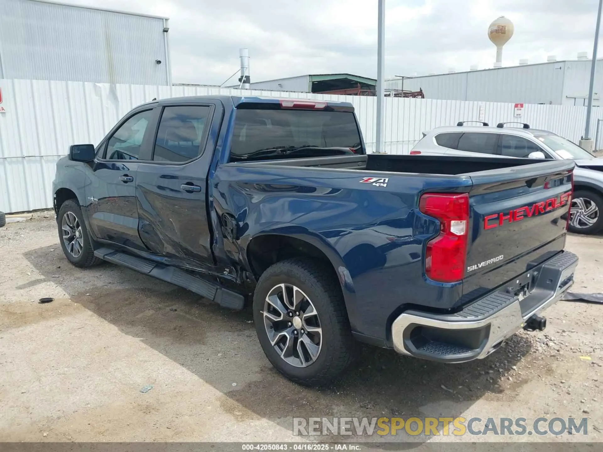 3 Photograph of a damaged car 3GCUYDED2MG439697 CHEVROLET SILVERADO 1500 2021