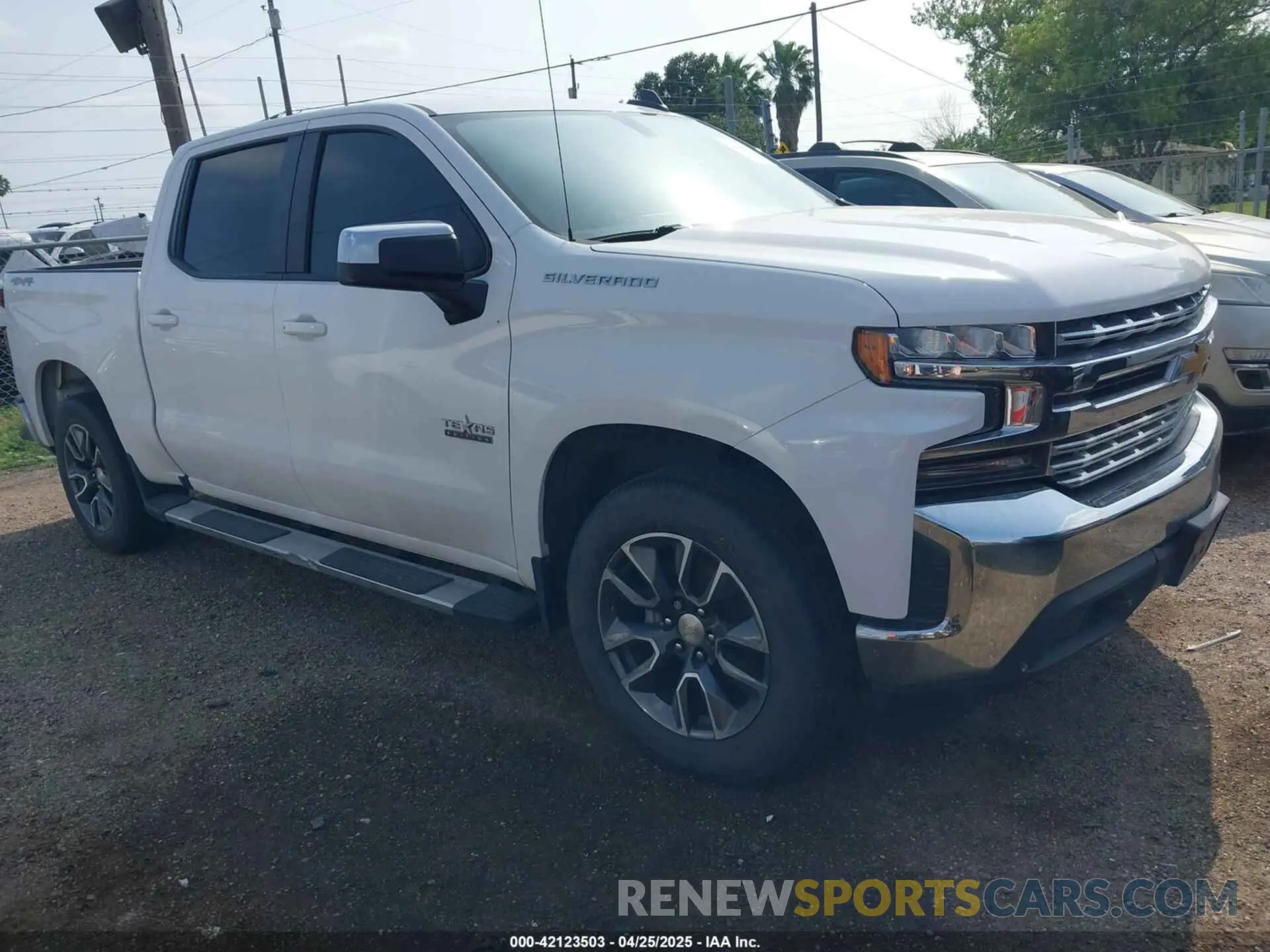 1 Photograph of a damaged car 3GCUYDED3MG362676 CHEVROLET SILVERADO 1500 2021