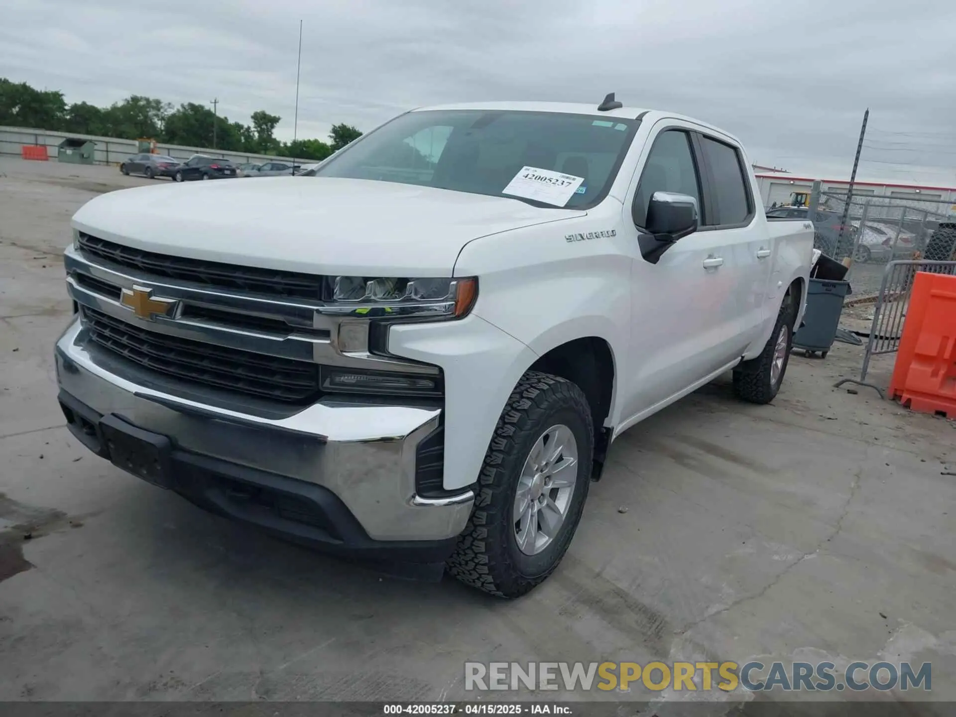 2 Photograph of a damaged car 3GCUYDED7MG215969 CHEVROLET SILVERADO 1500 2021
