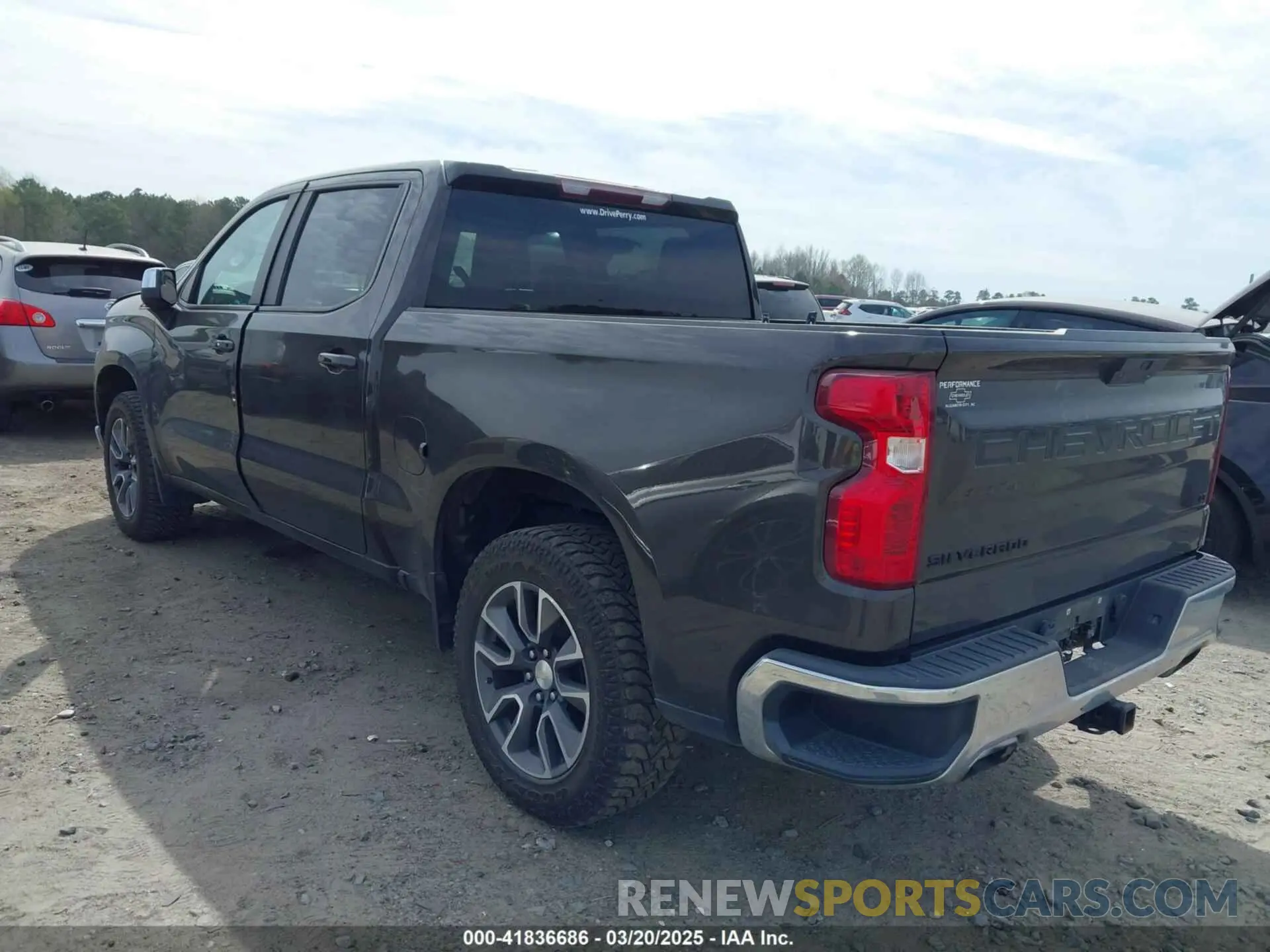3 Photograph of a damaged car 3GCUYDED7MG426301 CHEVROLET SILVERADO 1500 2021