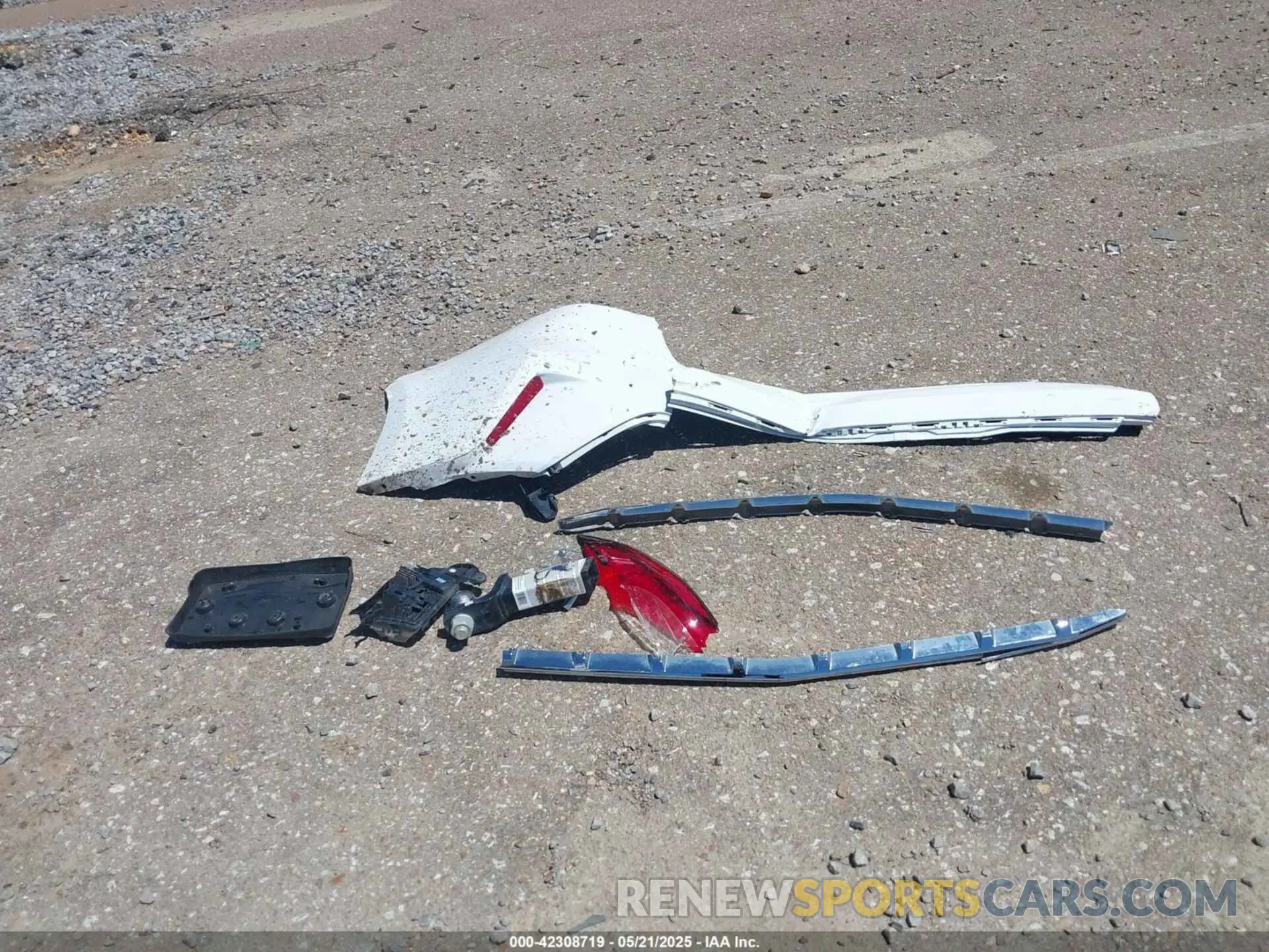 12 Photograph of a damaged car 3GCUYDED8MG250682 CHEVROLET SILVERADO 1500 2021