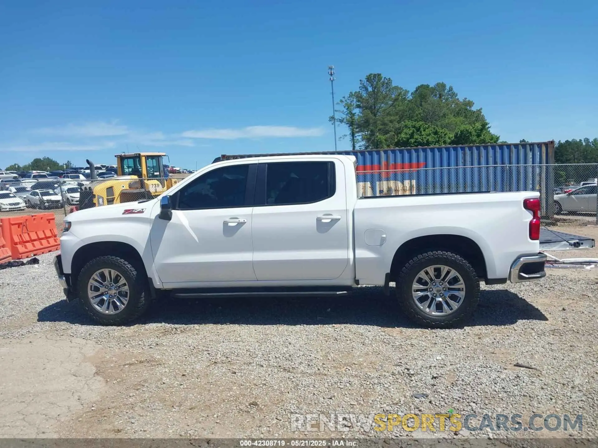 15 Photograph of a damaged car 3GCUYDED8MG250682 CHEVROLET SILVERADO 1500 2021