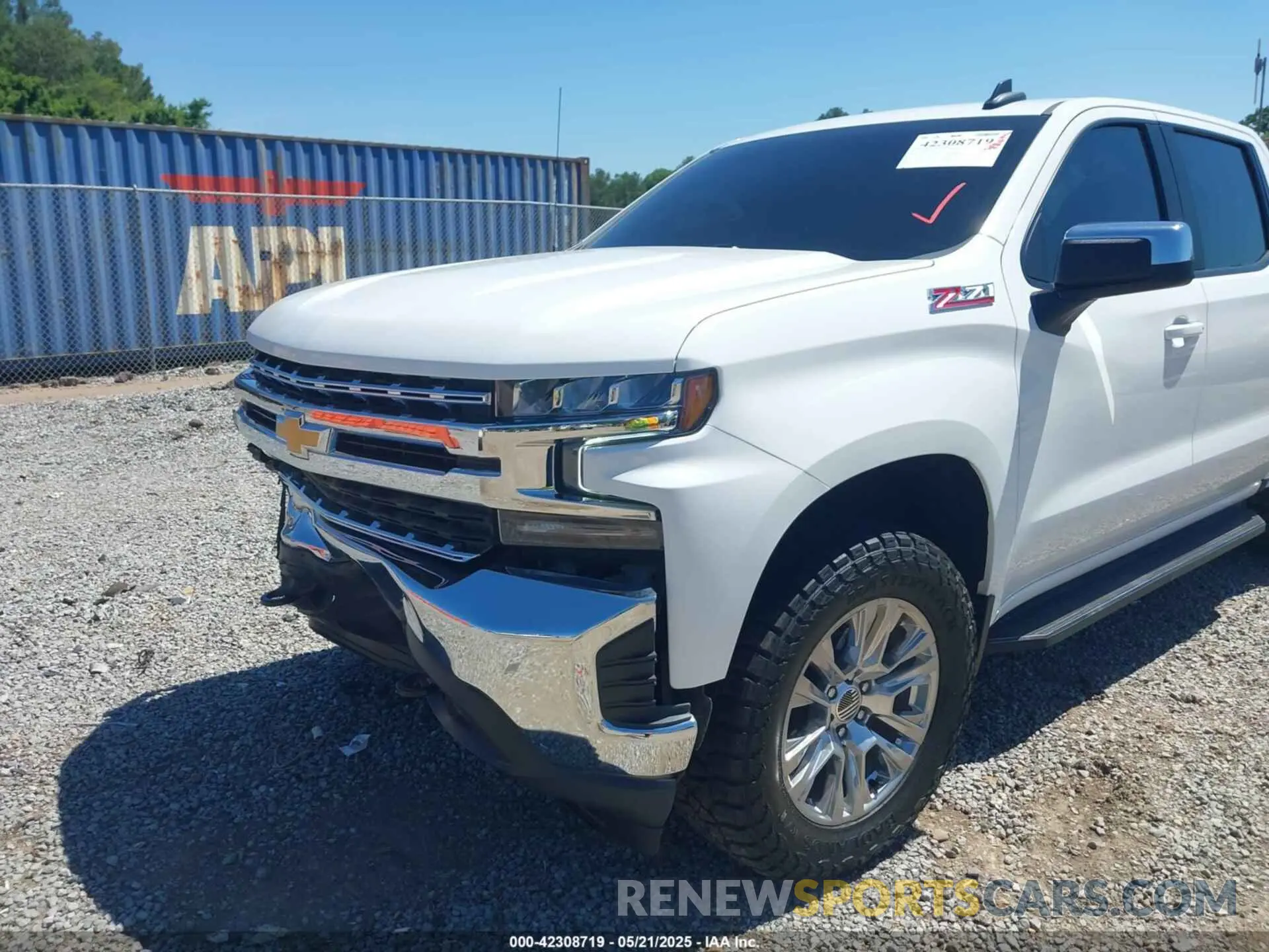 19 Photograph of a damaged car 3GCUYDED8MG250682 CHEVROLET SILVERADO 1500 2021