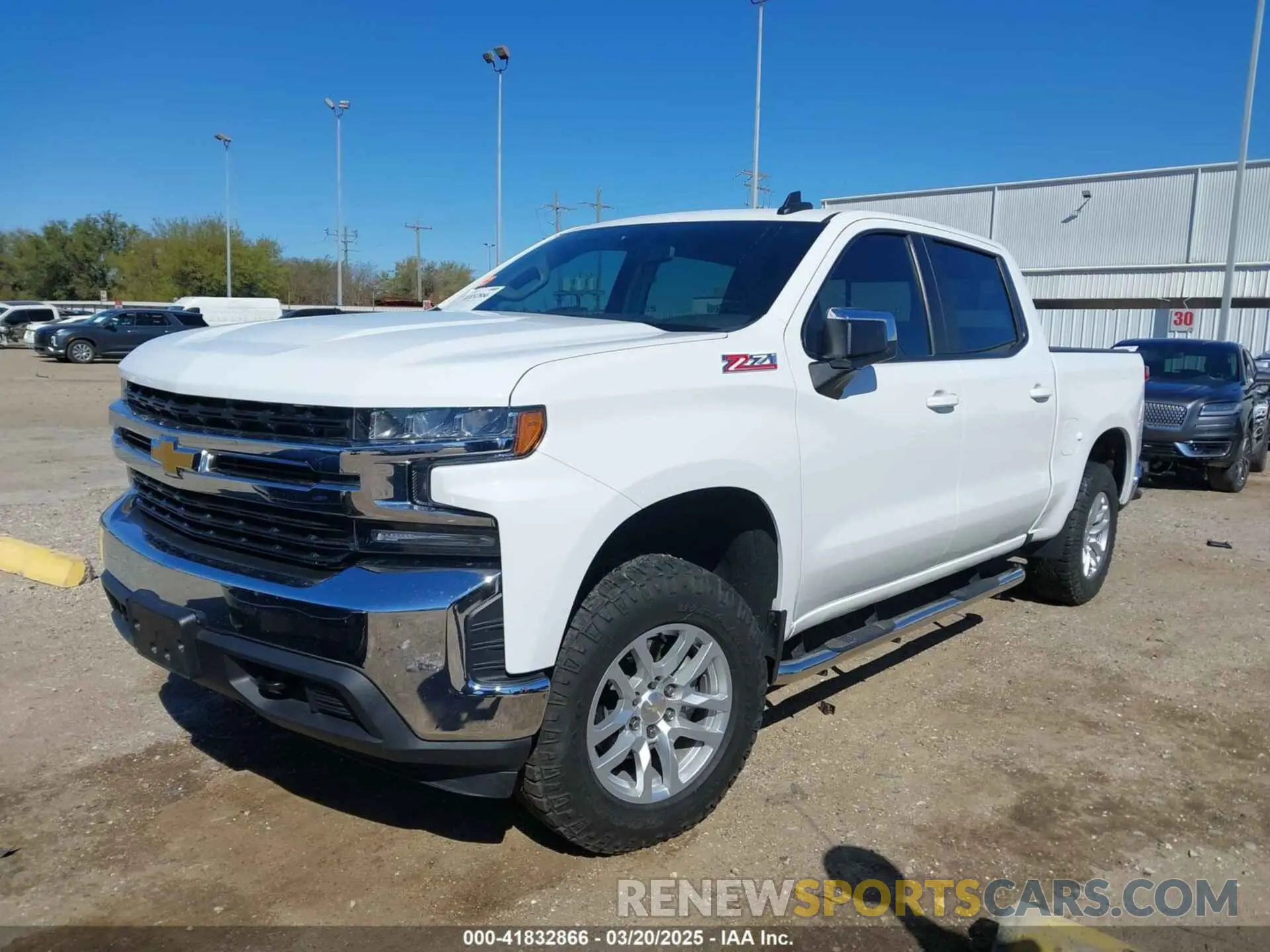 2 Photograph of a damaged car 3GCUYDED9MG439695 CHEVROLET SILVERADO 1500 2021
