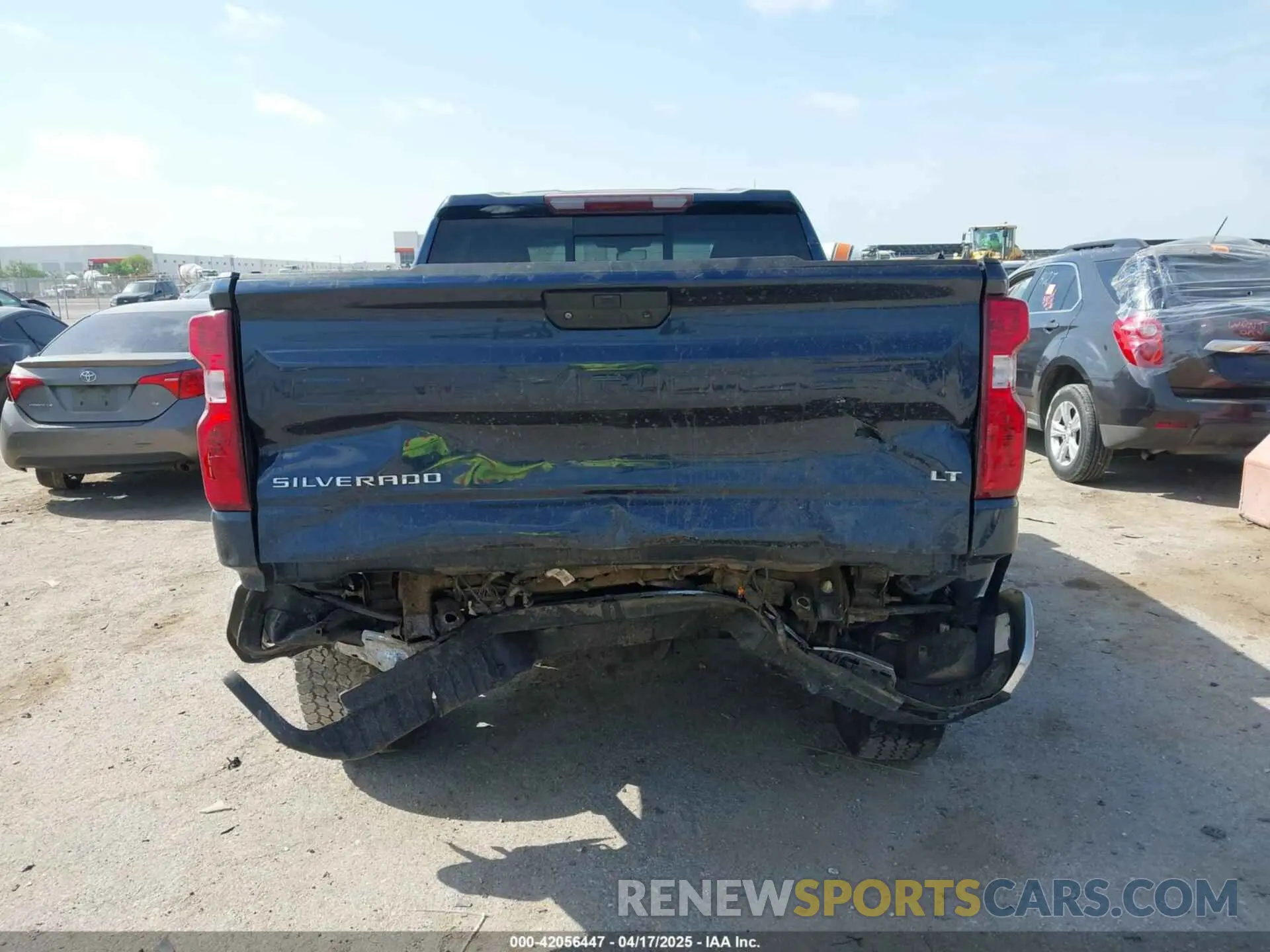 15 Photograph of a damaged car 3GCUYDEDXMG111217 CHEVROLET SILVERADO 1500 2021
