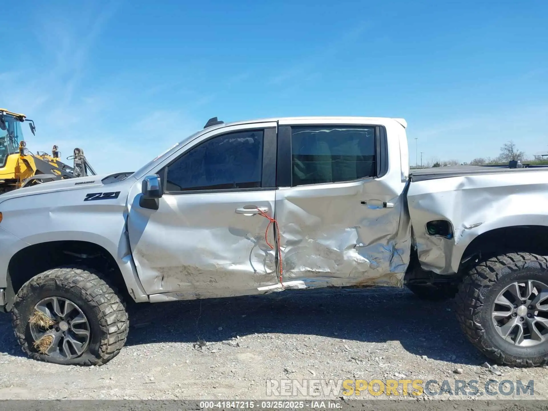 15 Photograph of a damaged car 3GCUYDET0MG321252 CHEVROLET SILVERADO 1500 2021