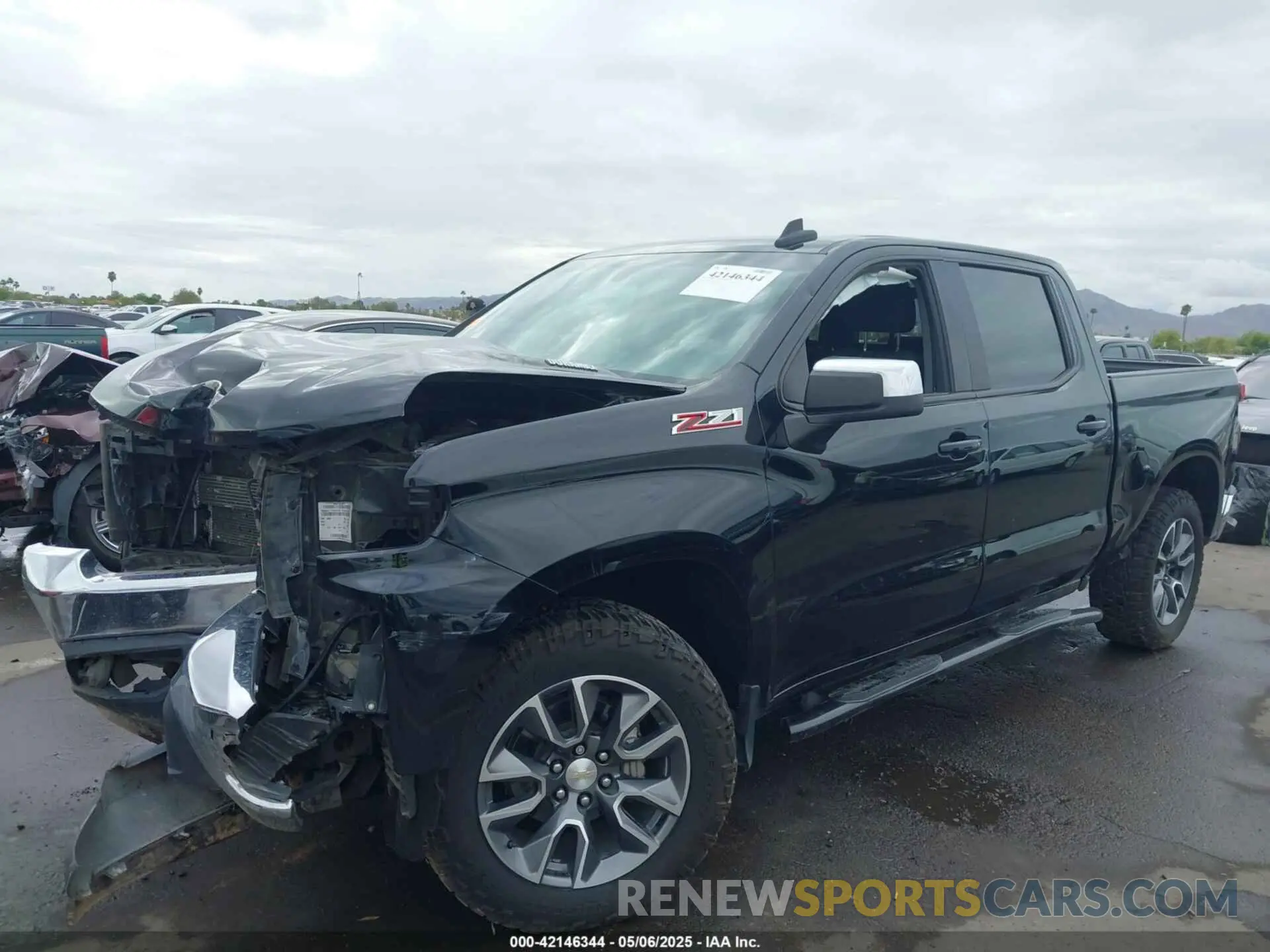2 Photograph of a damaged car 3GCUYDET1MG141861 CHEVROLET SILVERADO 1500 2021