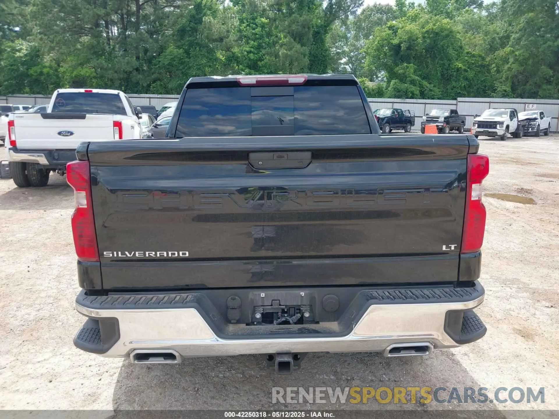 15 Photograph of a damaged car 3GCUYDET8MG180463 CHEVROLET SILVERADO 1500 2021