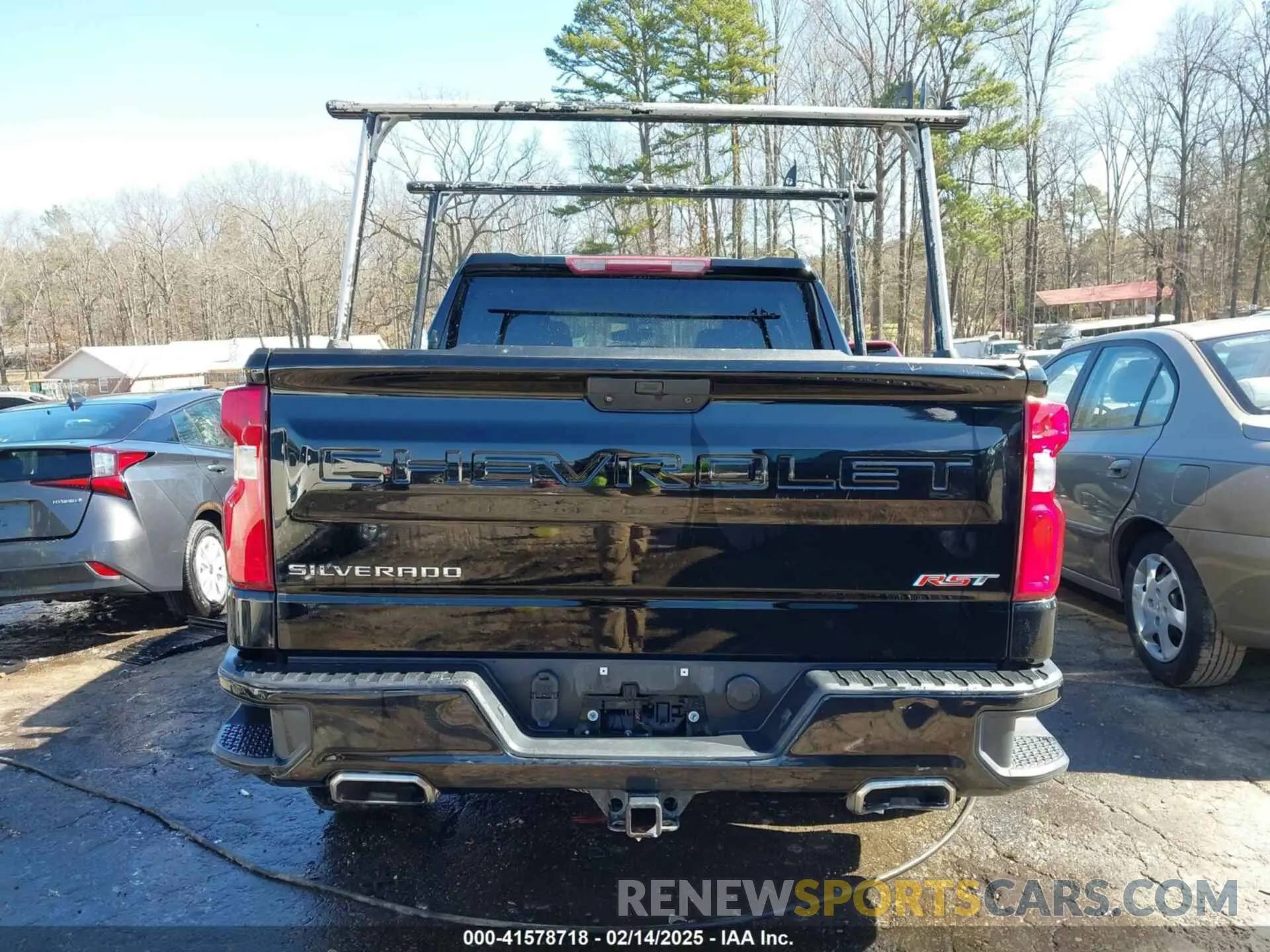 16 Photograph of a damaged car 3GCUYEED0MG336607 CHEVROLET SILVERADO 1500 2021