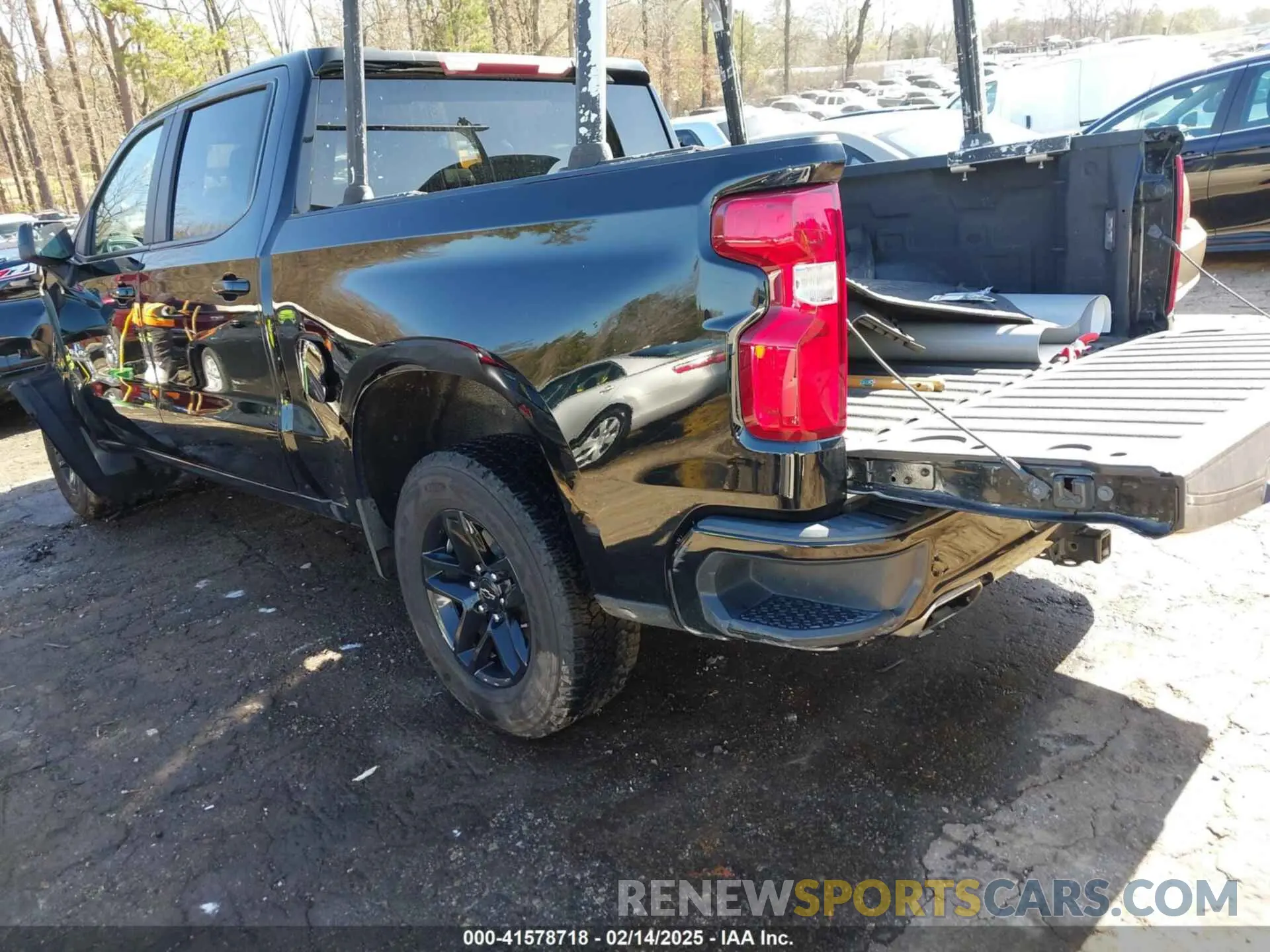 3 Photograph of a damaged car 3GCUYEED0MG336607 CHEVROLET SILVERADO 1500 2021