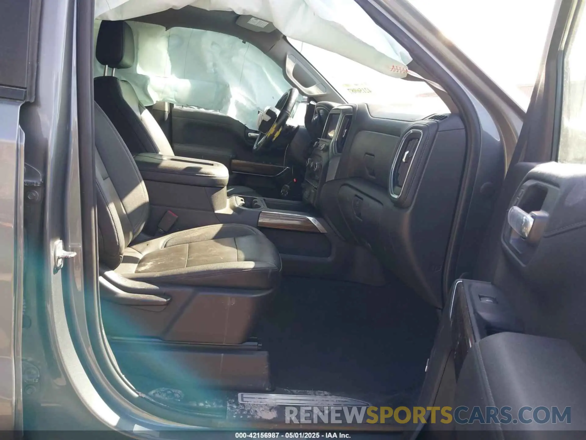 5 Photograph of a damaged car 3GCUYEED2MG204500 CHEVROLET SILVERADO 1500 2021