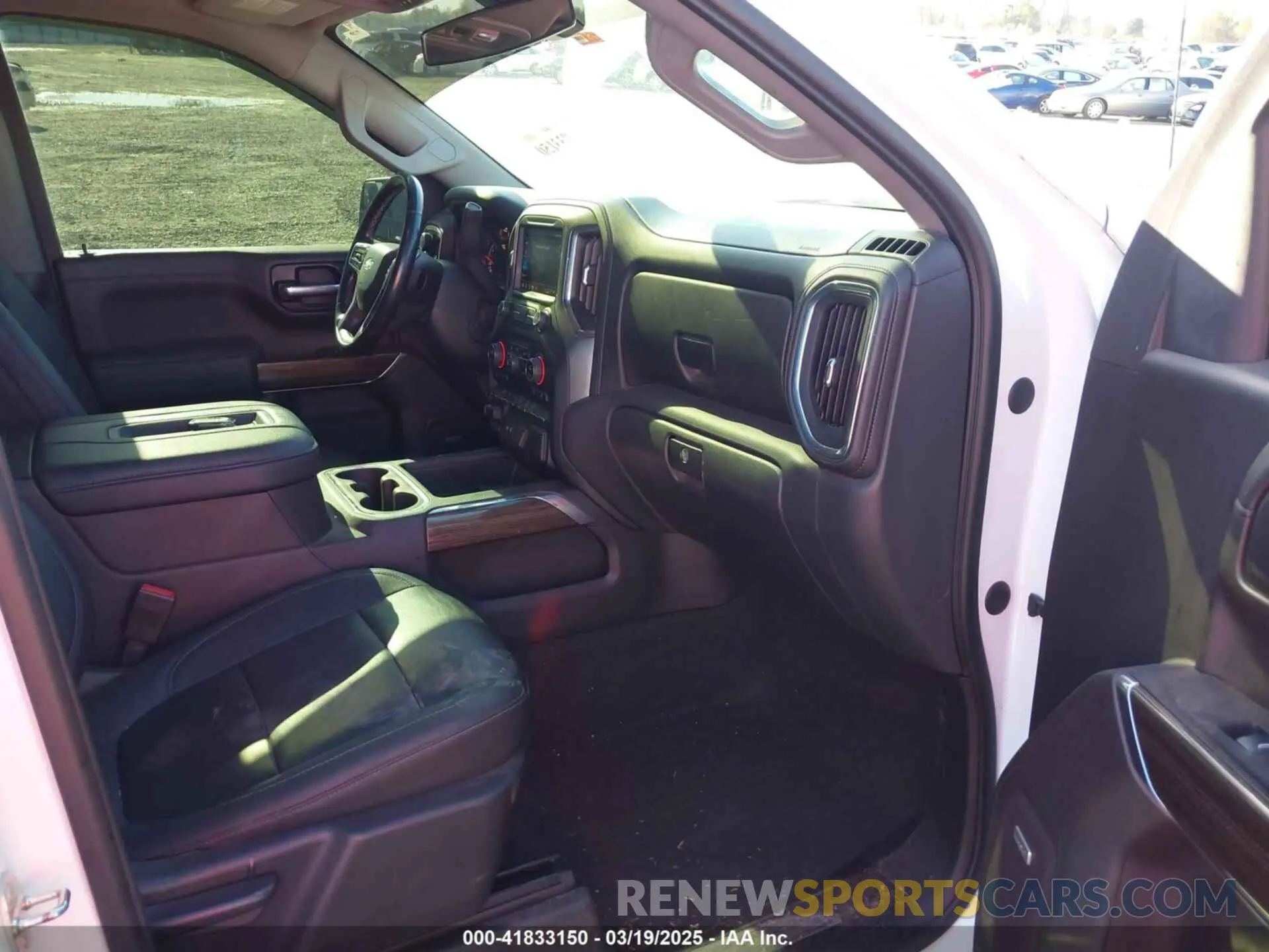 5 Photograph of a damaged car 3GCUYEED2MG249808 CHEVROLET SILVERADO 1500 2021
