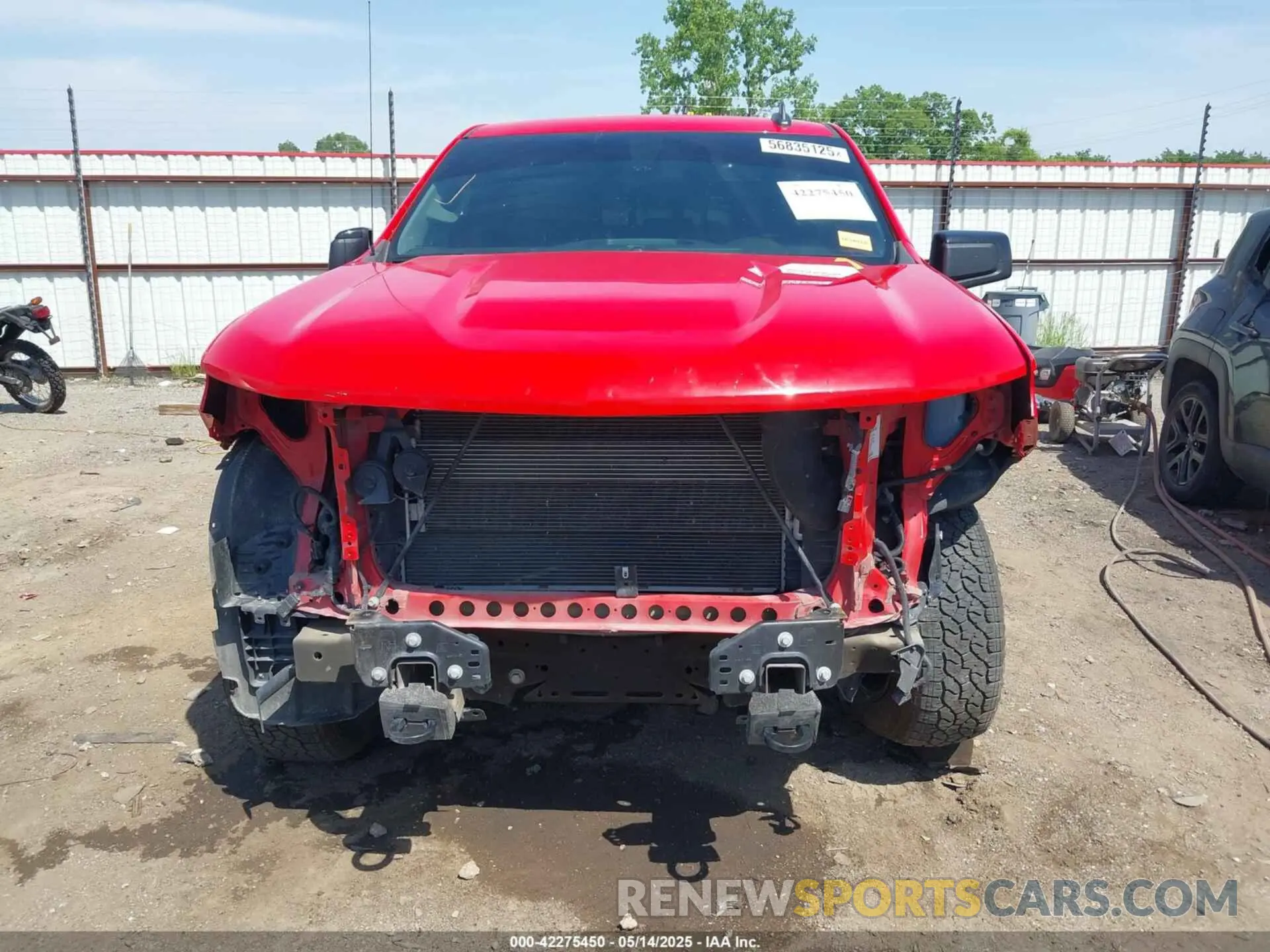 13 Photograph of a damaged car 3GCUYEED3MG271364 CHEVROLET SILVERADO 1500 2021