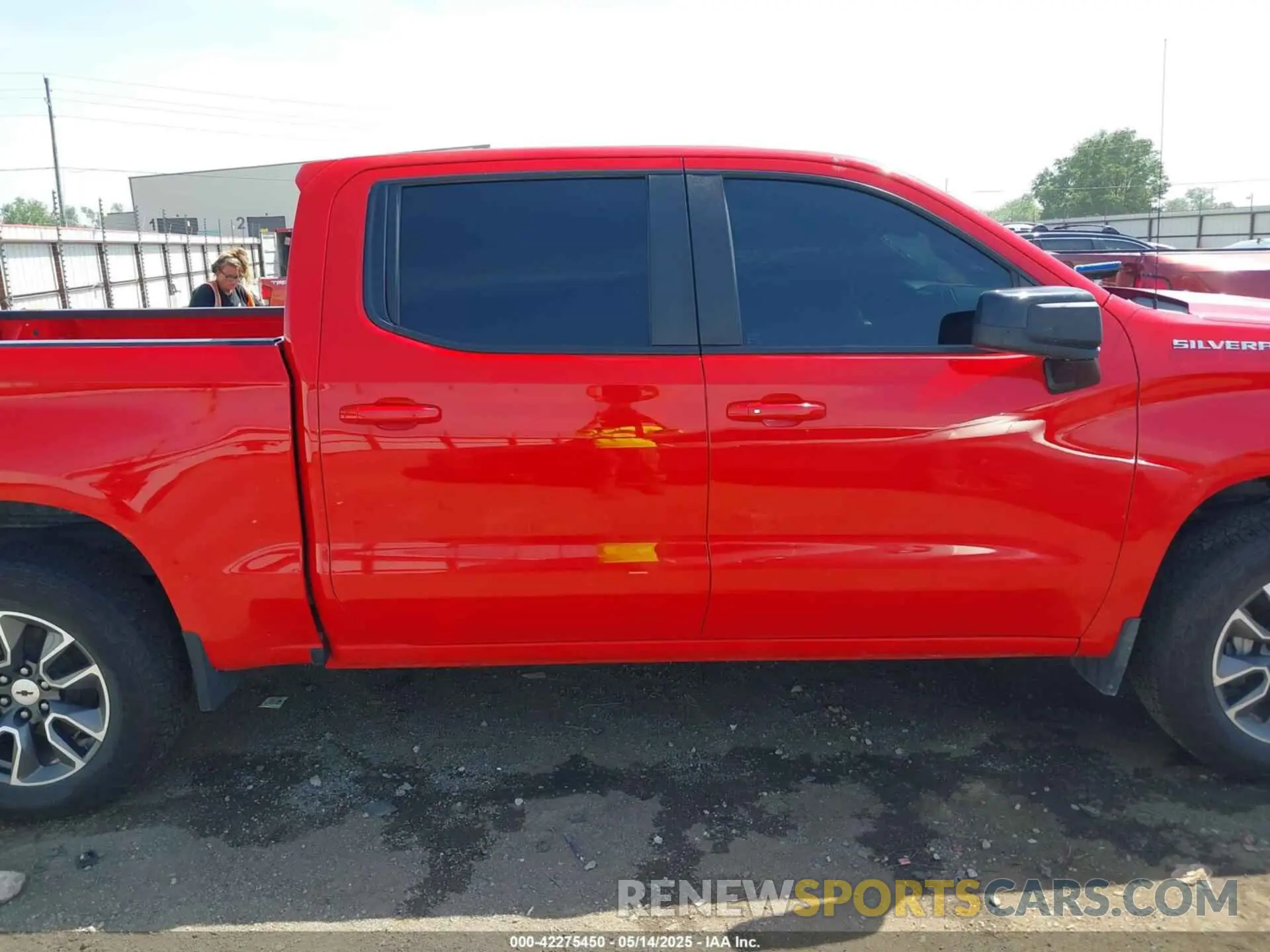 14 Photograph of a damaged car 3GCUYEED3MG271364 CHEVROLET SILVERADO 1500 2021