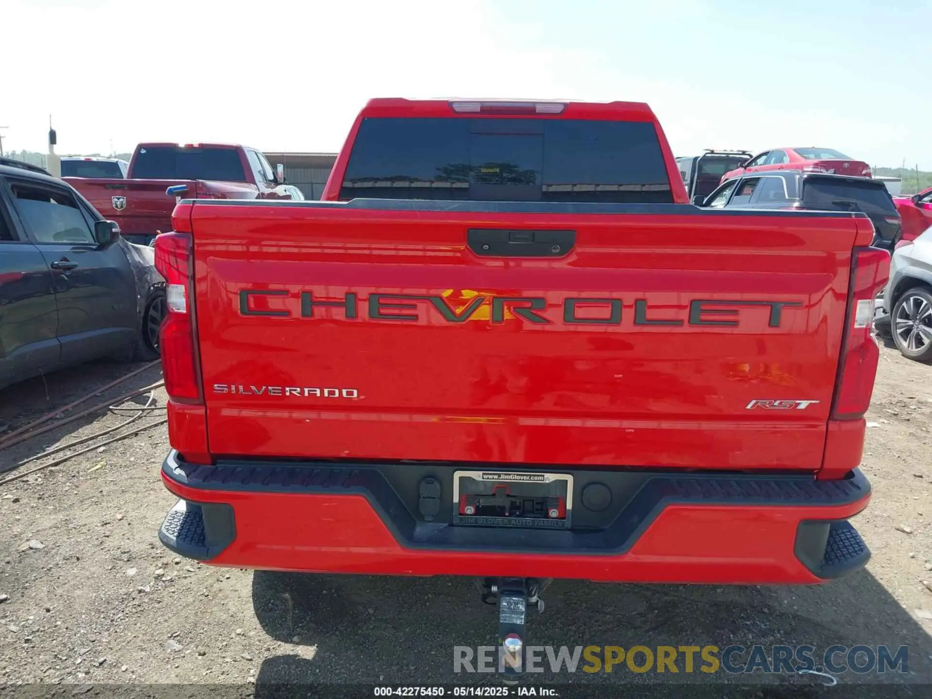 17 Photograph of a damaged car 3GCUYEED3MG271364 CHEVROLET SILVERADO 1500 2021
