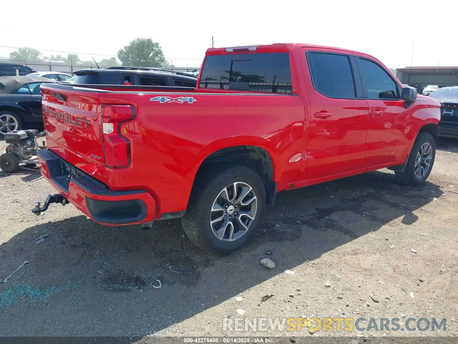 4 Photograph of a damaged car 3GCUYEED3MG271364 CHEVROLET SILVERADO 1500 2021