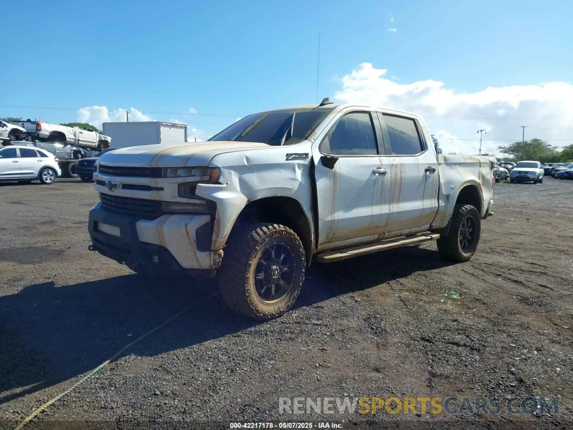 2 Photograph of a damaged car 3GCUYEED4MG268442 CHEVROLET SILVERADO 1500 2021