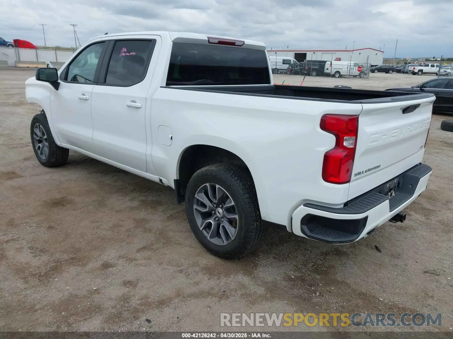 3 Photograph of a damaged car 3GCUYEEDXMG229600 CHEVROLET SILVERADO 1500 2021