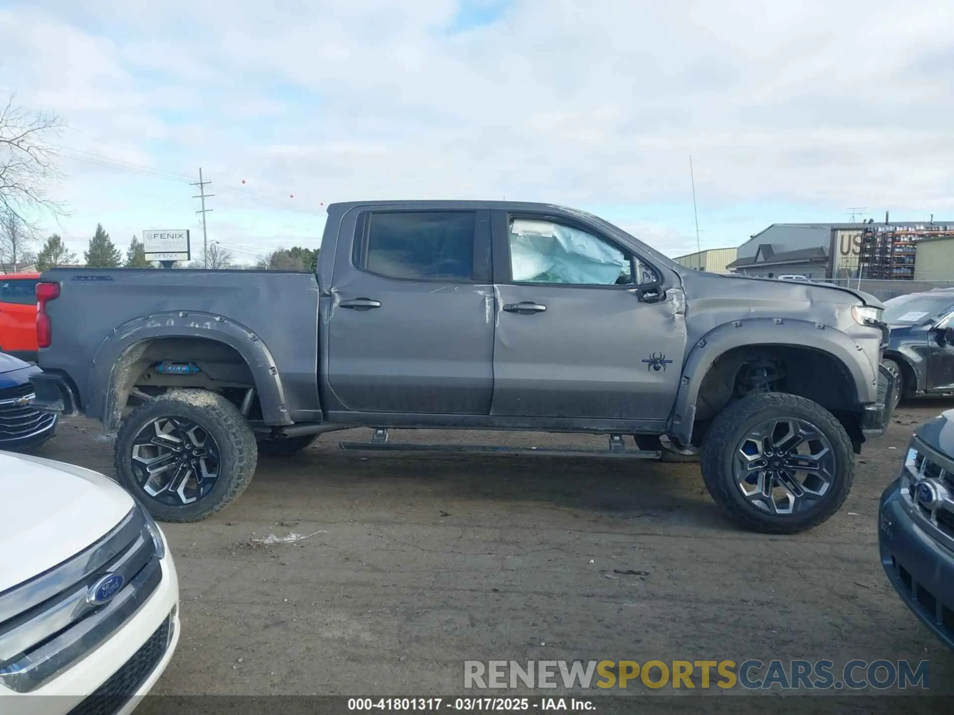 13 Photograph of a damaged car 3GCUYEEL1MG125973 CHEVROLET SILVERADO 1500 2021