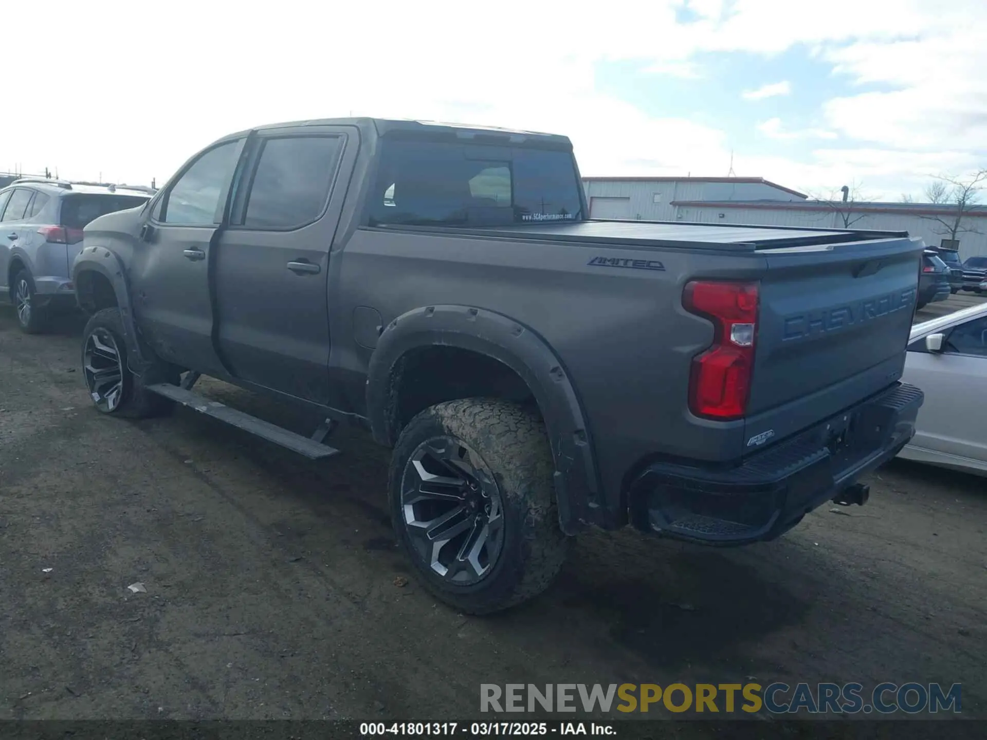3 Photograph of a damaged car 3GCUYEEL1MG125973 CHEVROLET SILVERADO 1500 2021