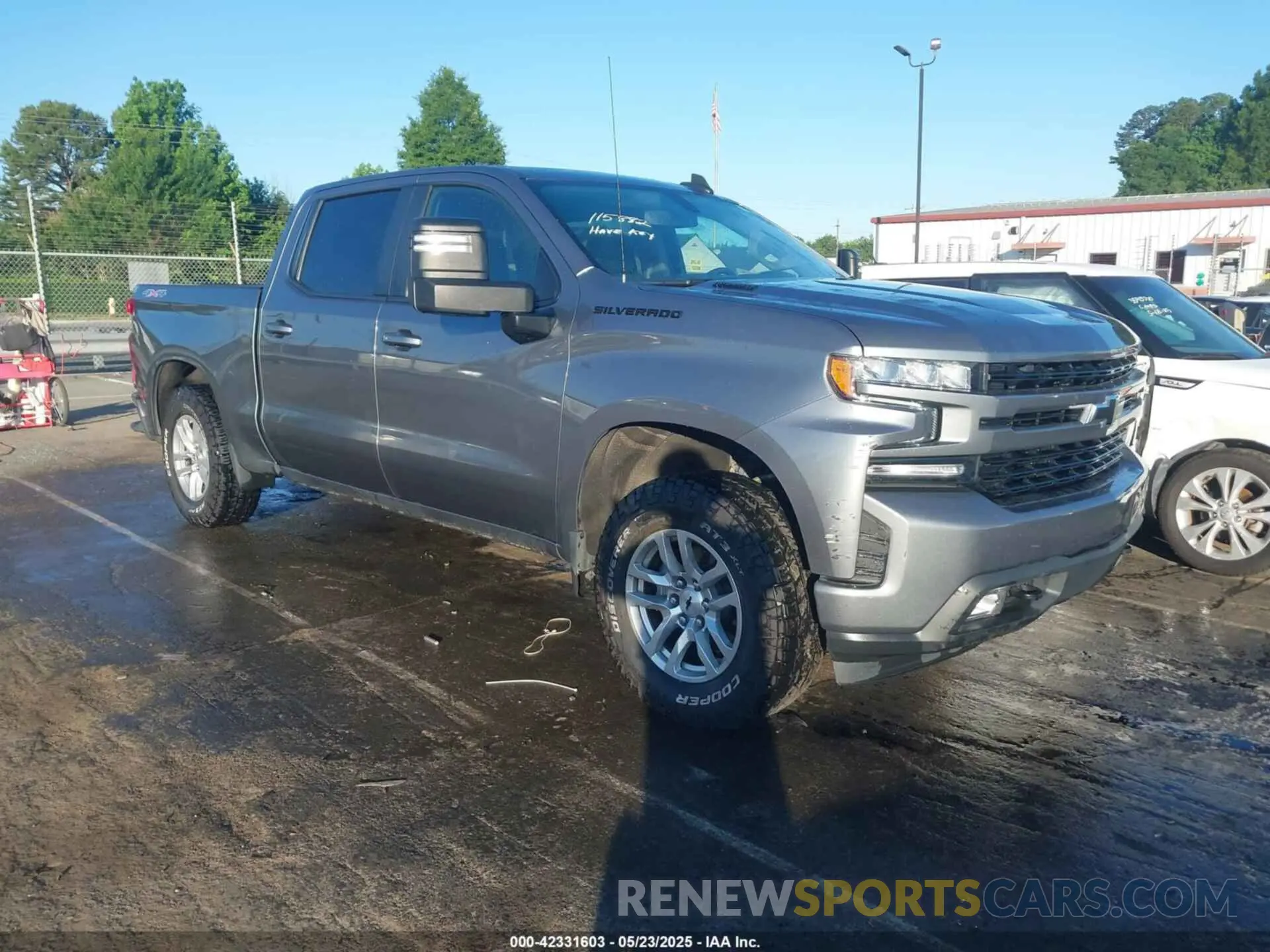 1 Photograph of a damaged car 3GCUYEET3MG115882 CHEVROLET SILVERADO 1500 2021