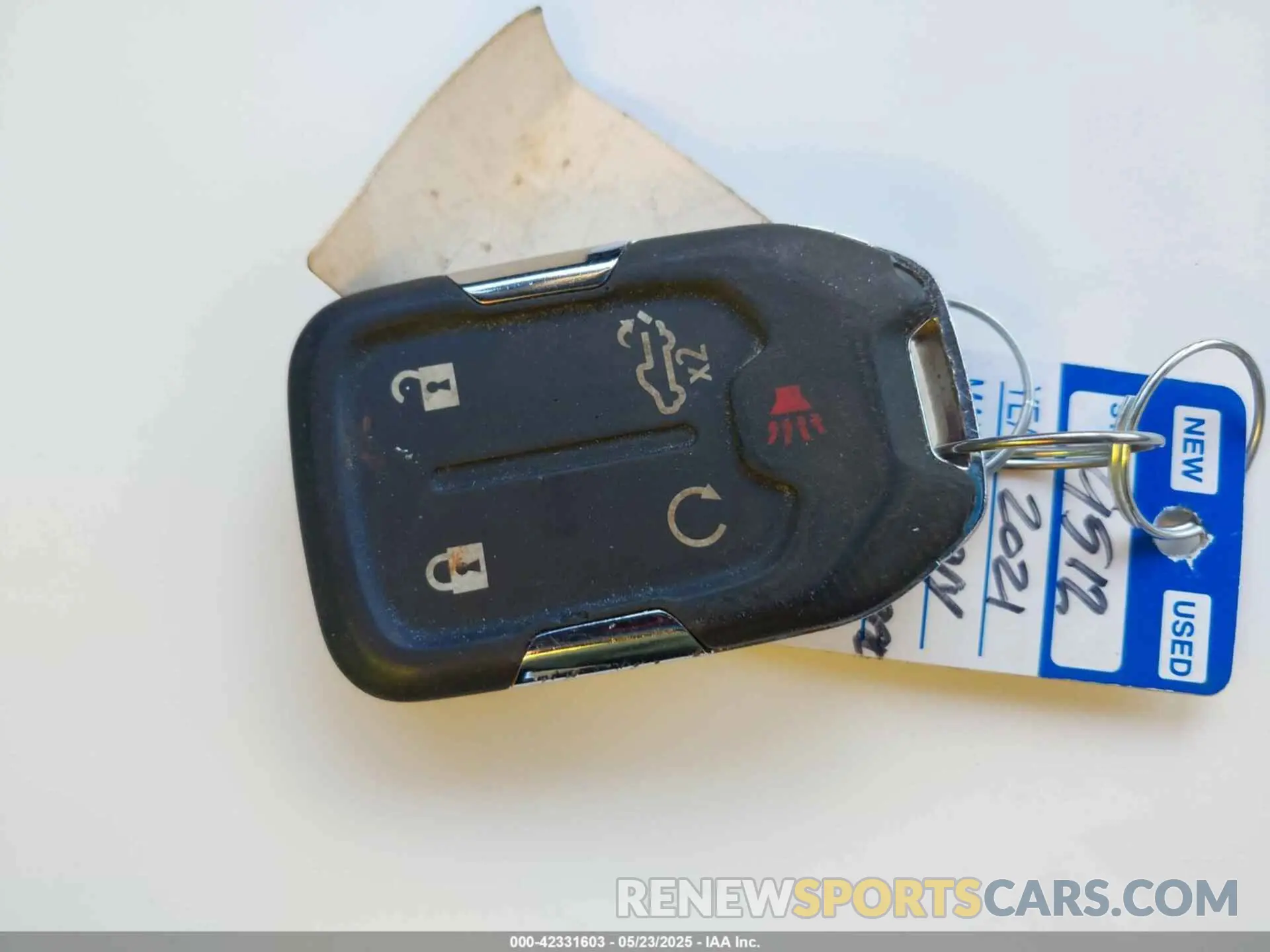 11 Photograph of a damaged car 3GCUYEET3MG115882 CHEVROLET SILVERADO 1500 2021