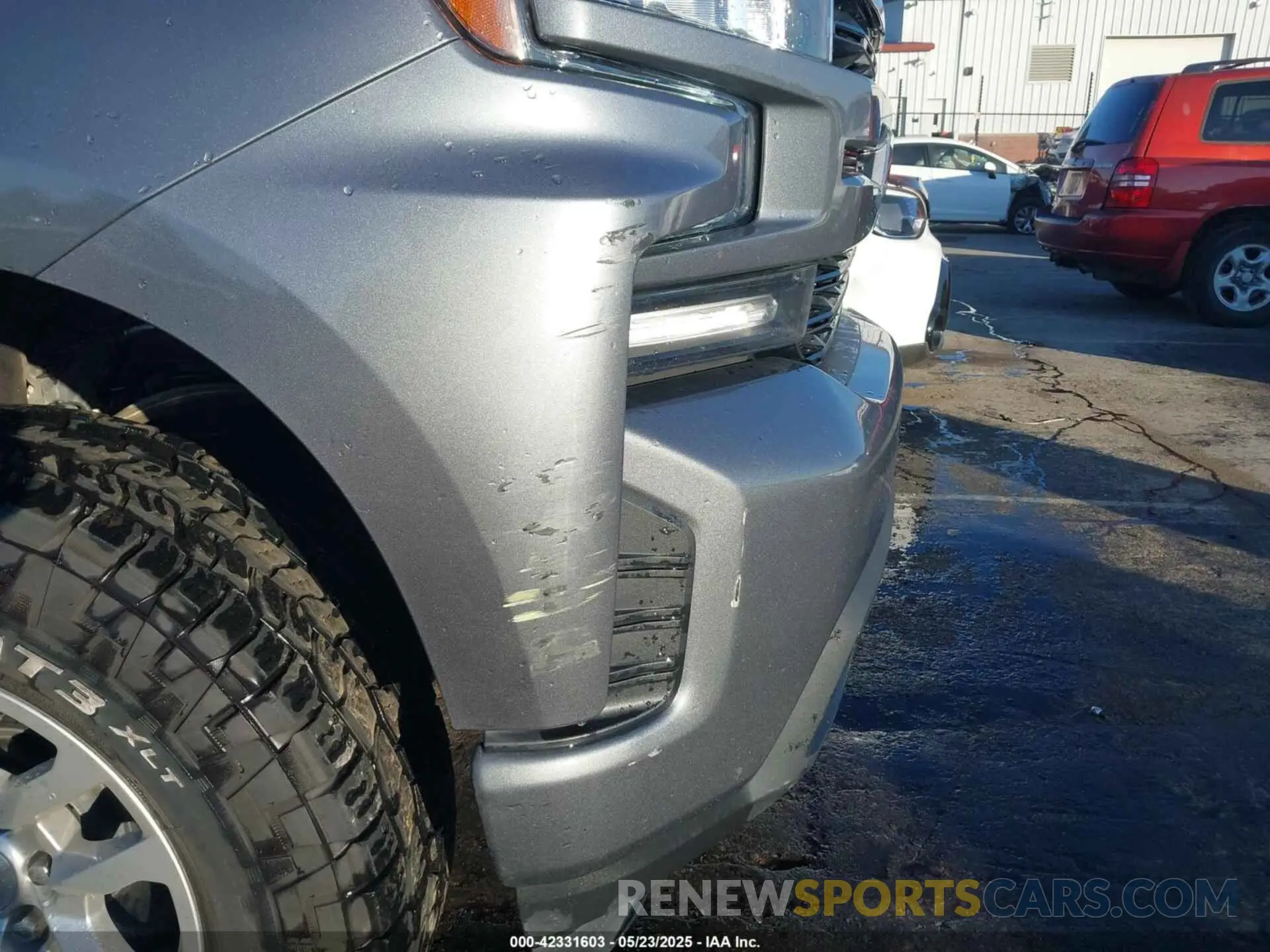 17 Photograph of a damaged car 3GCUYEET3MG115882 CHEVROLET SILVERADO 1500 2021