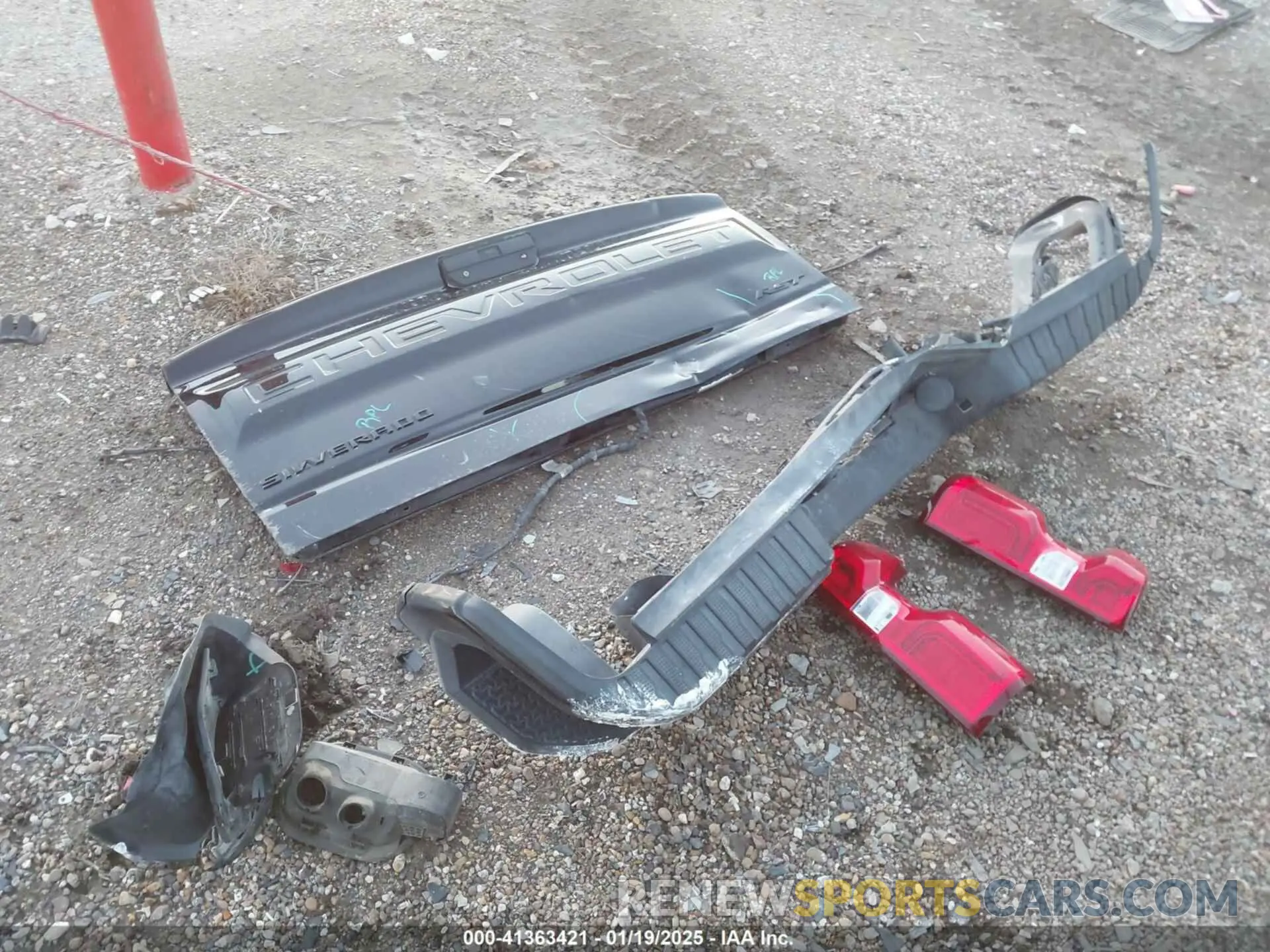 12 Photograph of a damaged car 3GCUYEET7MG193386 CHEVROLET SILVERADO 1500 2021
