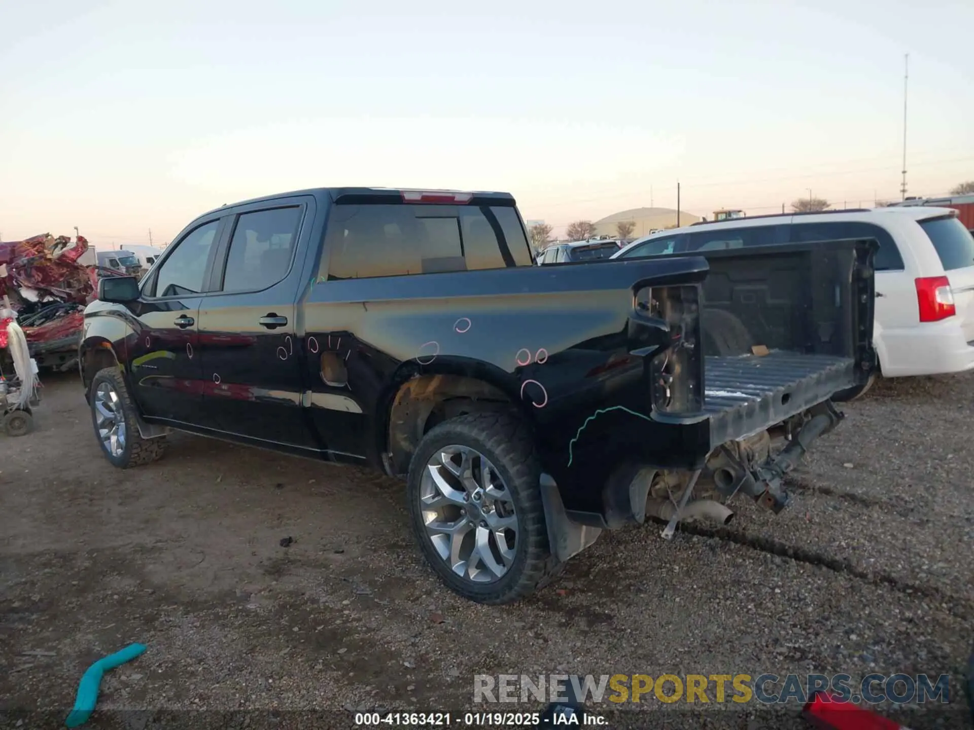 15 Photograph of a damaged car 3GCUYEET7MG193386 CHEVROLET SILVERADO 1500 2021