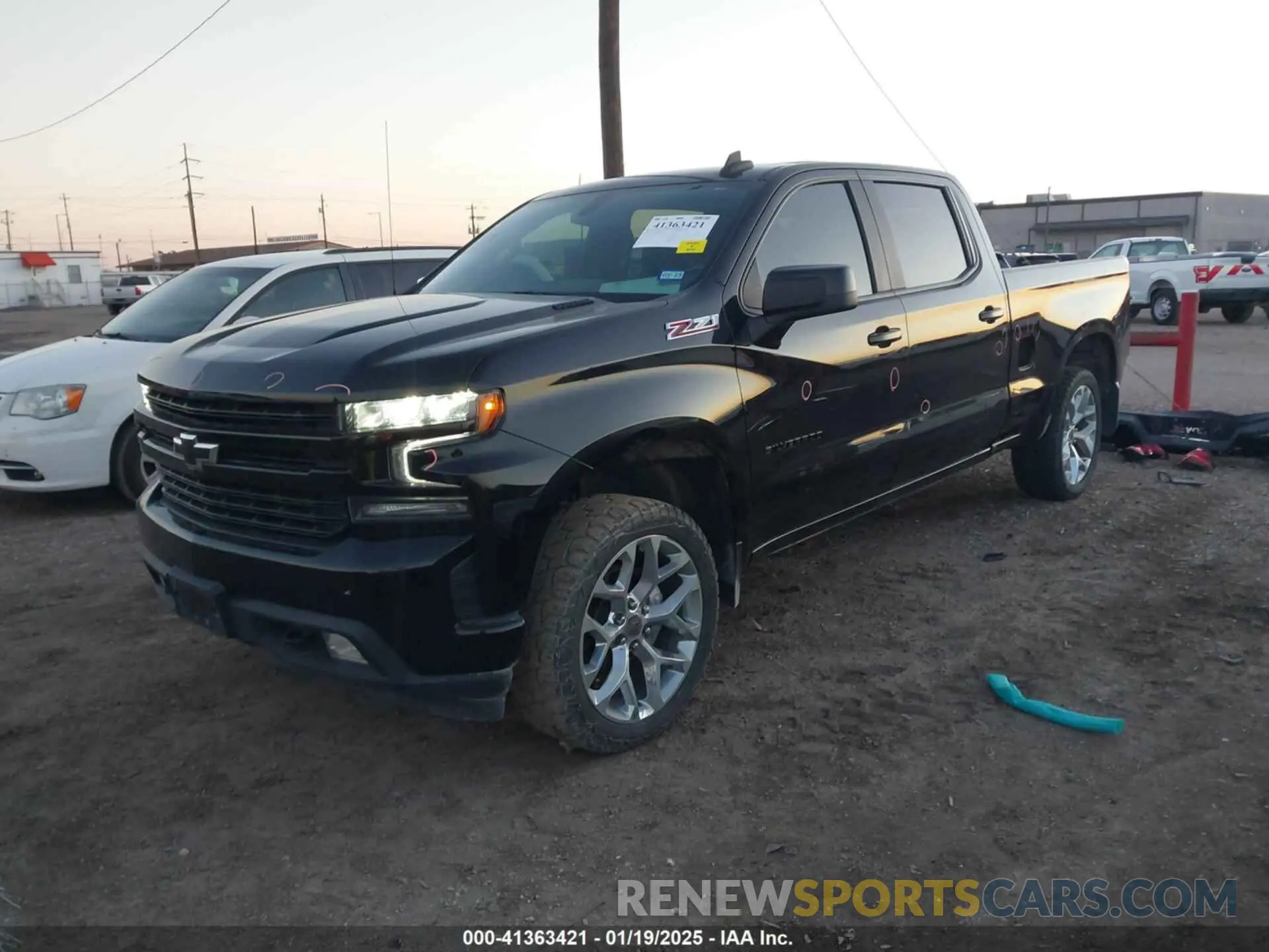 2 Photograph of a damaged car 3GCUYEET7MG193386 CHEVROLET SILVERADO 1500 2021