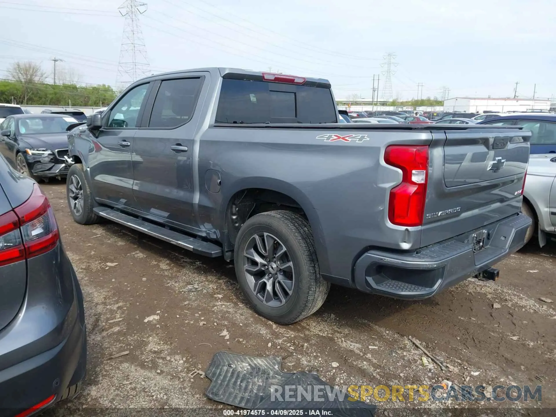 3 Photograph of a damaged car 3GCUYEET9MG373386 CHEVROLET SILVERADO 1500 2021