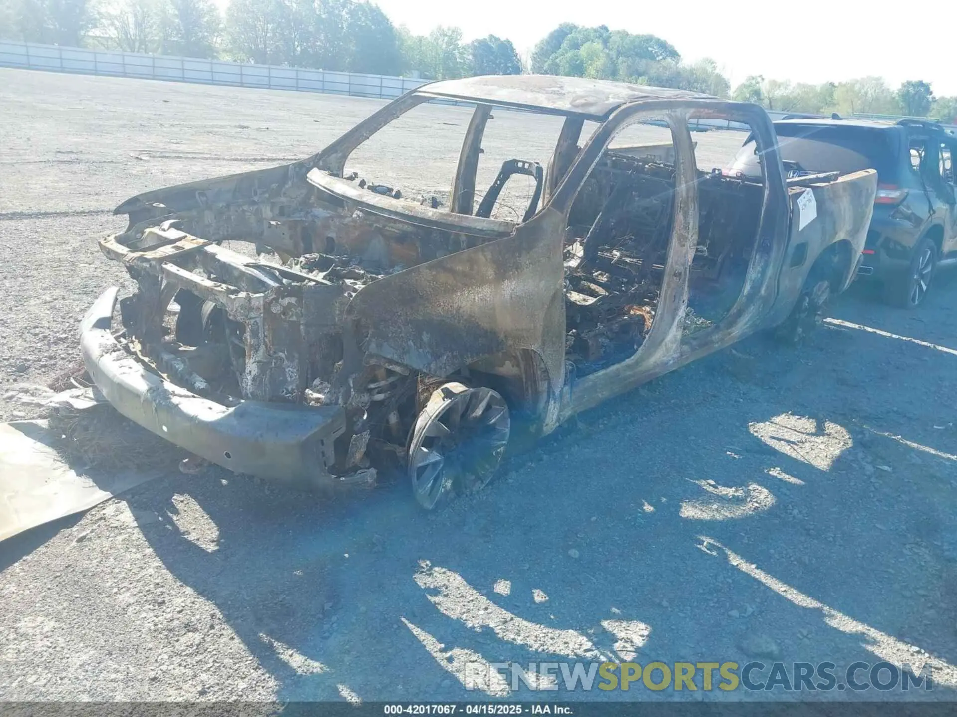 2 Photograph of a damaged car 3GCUYGED0MG146947 CHEVROLET SILVERADO 1500 2021