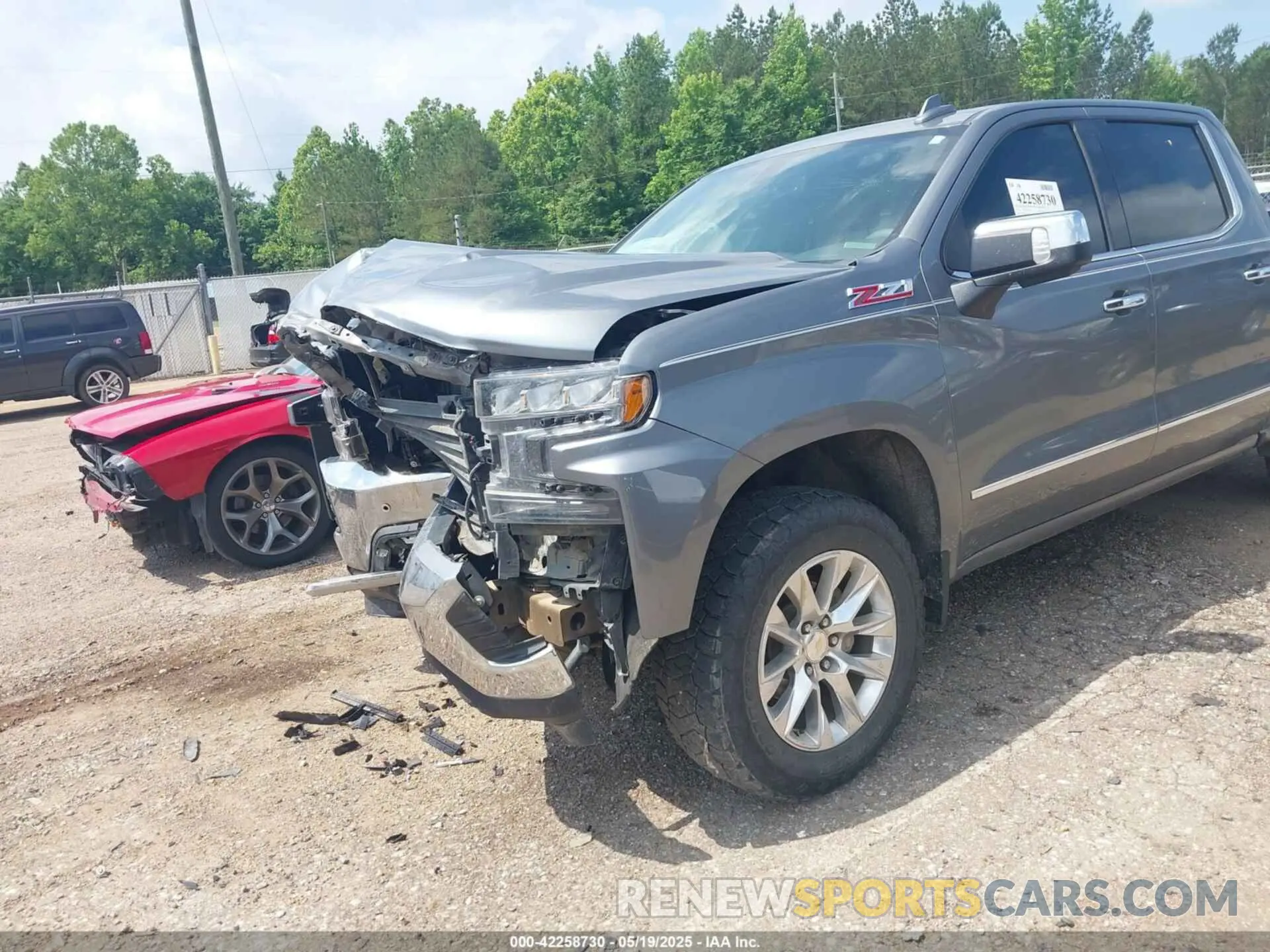 18 Photograph of a damaged car 3GCUYGED2MG120222 CHEVROLET SILVERADO 1500 2021