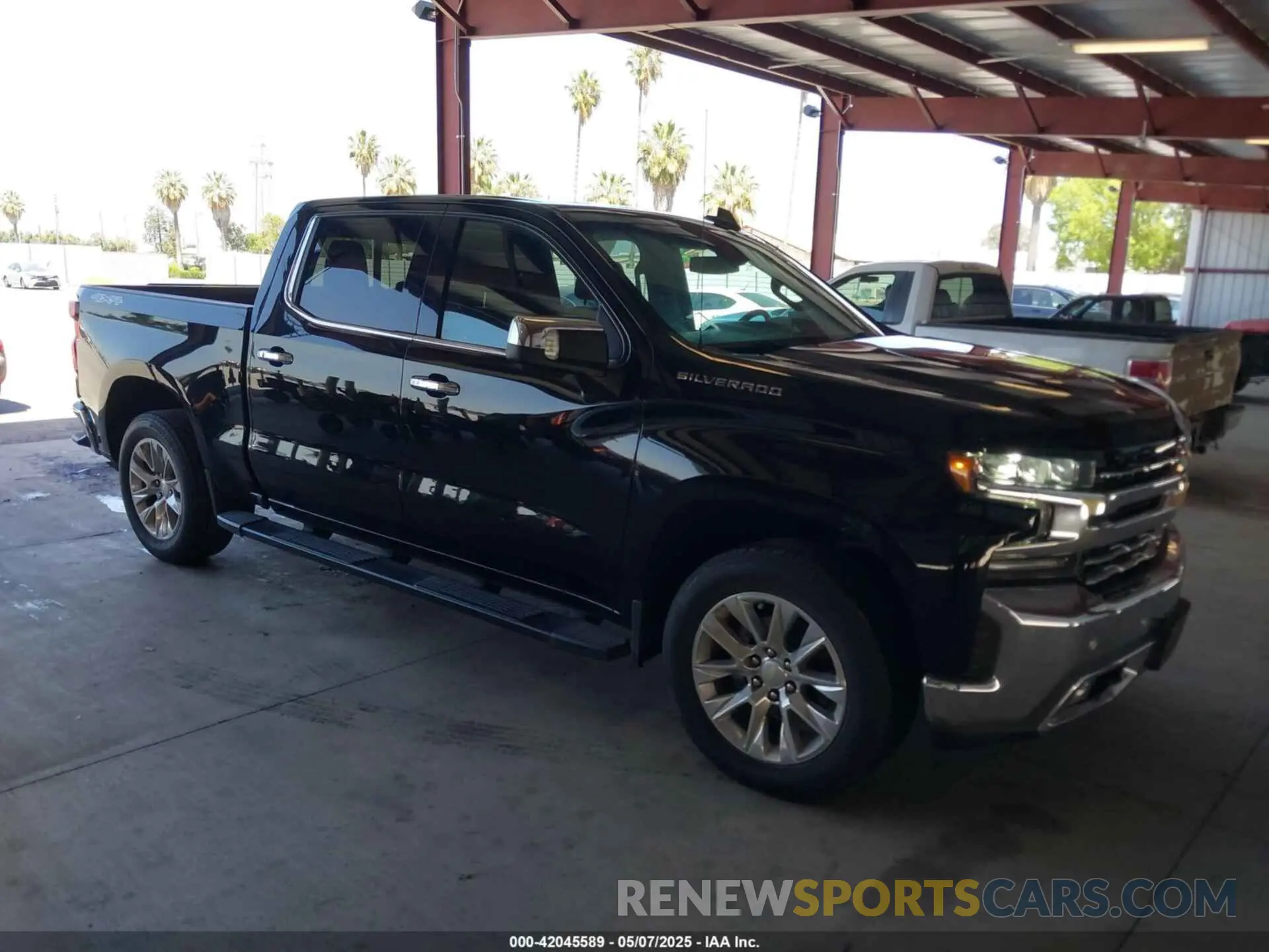 1 Photograph of a damaged car 3GCUYGED4MG352899 CHEVROLET SILVERADO 1500 2021