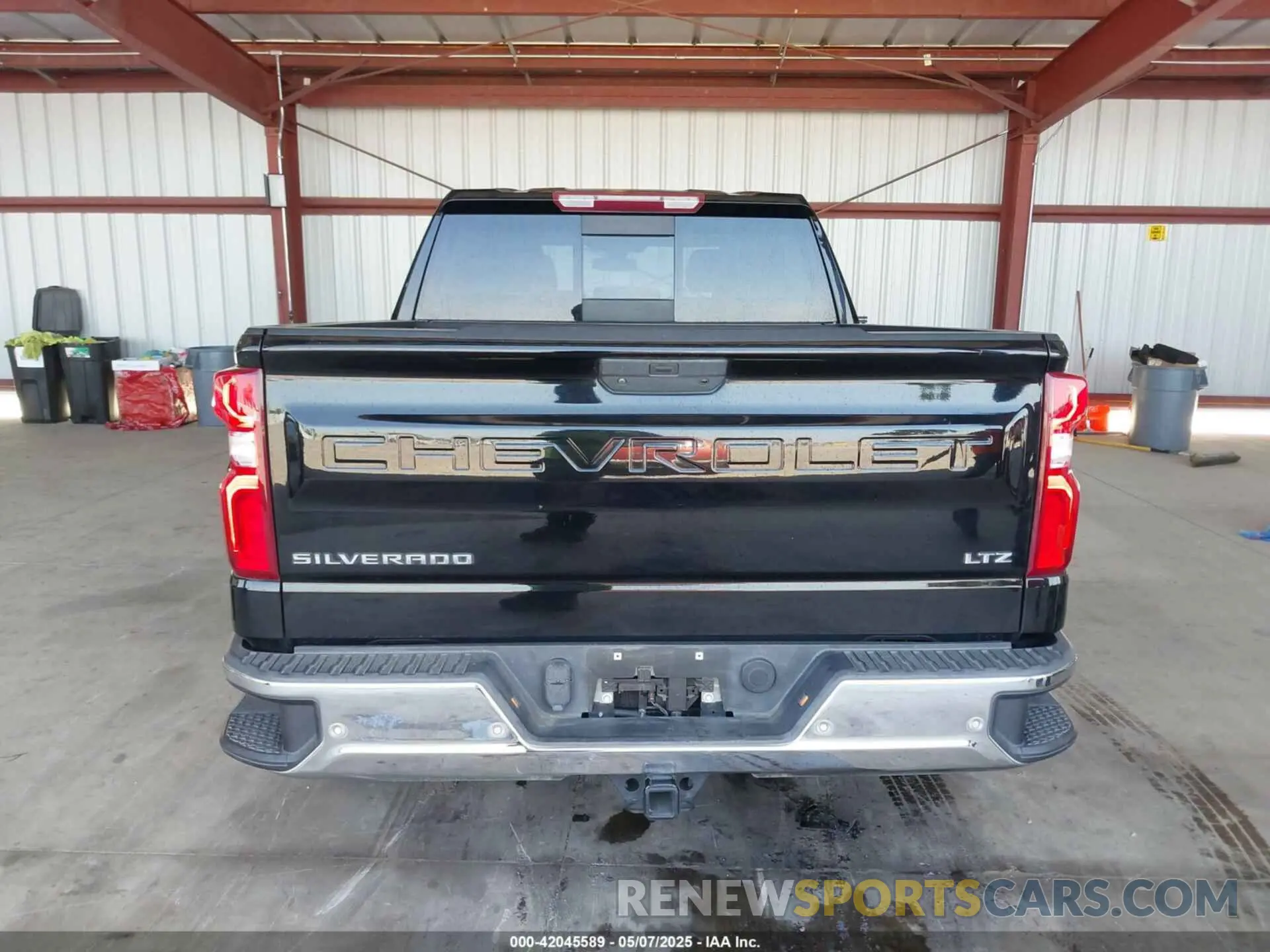 16 Photograph of a damaged car 3GCUYGED4MG352899 CHEVROLET SILVERADO 1500 2021
