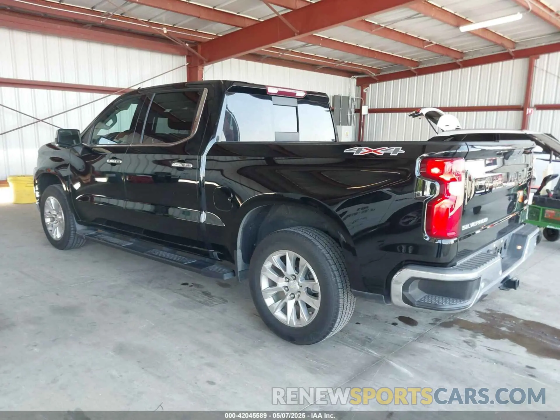 3 Photograph of a damaged car 3GCUYGED4MG352899 CHEVROLET SILVERADO 1500 2021