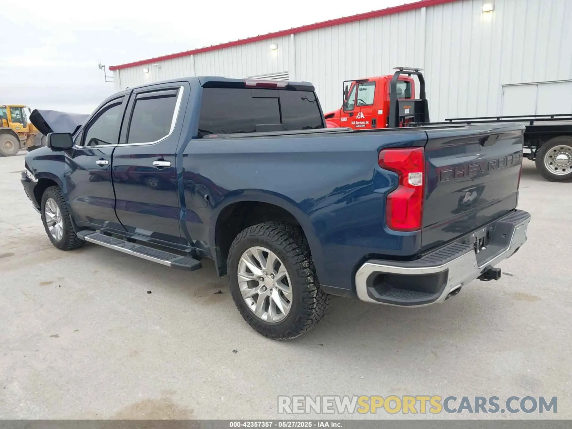 3 Photograph of a damaged car 3GCUYGED6MG430552 CHEVROLET SILVERADO 1500 2021