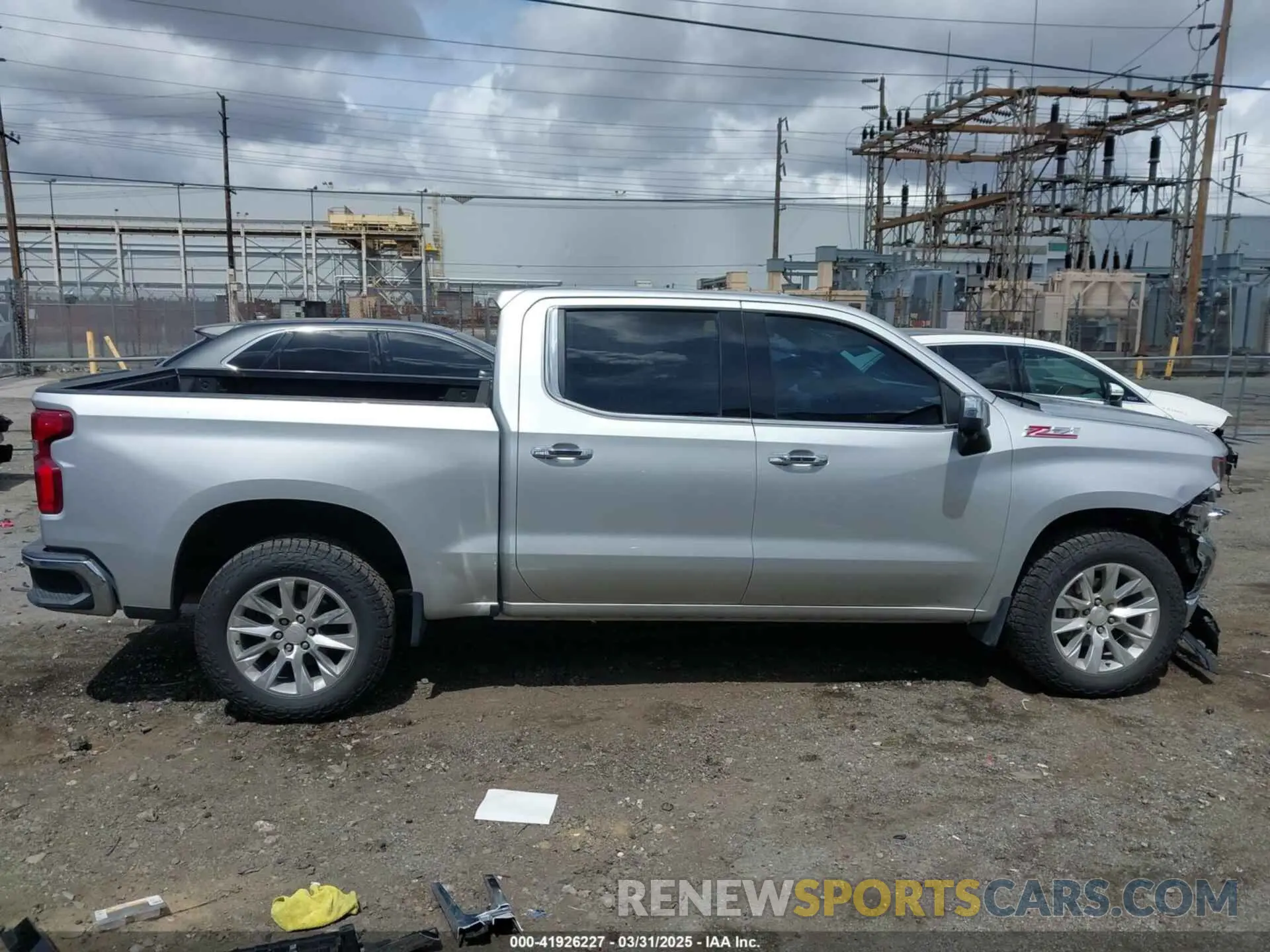 13 Photograph of a damaged car 3GCUYGED9MG446325 CHEVROLET SILVERADO 1500 2021