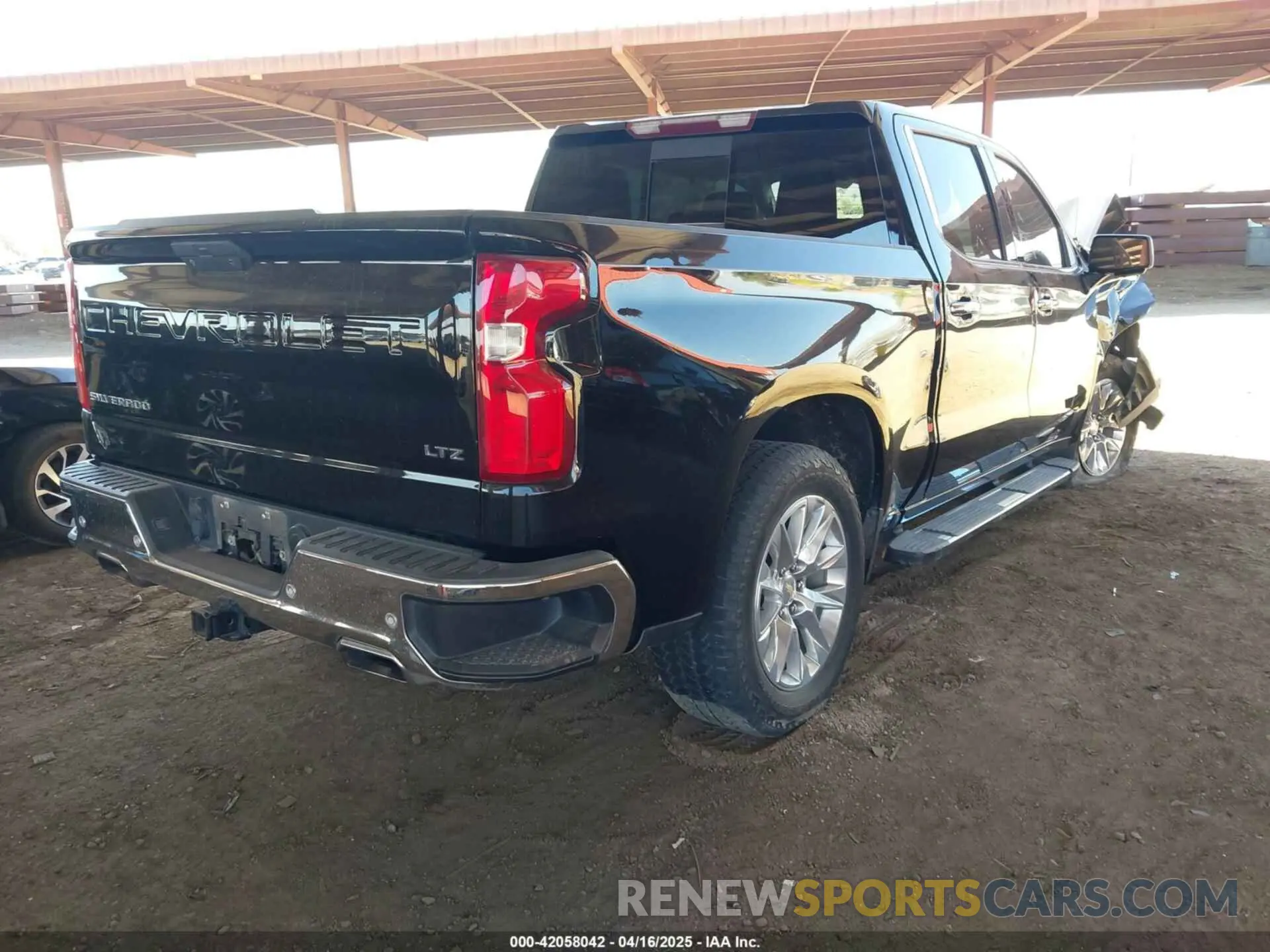4 Photograph of a damaged car 3GCUYGEL4MG385408 CHEVROLET SILVERADO 1500 2021