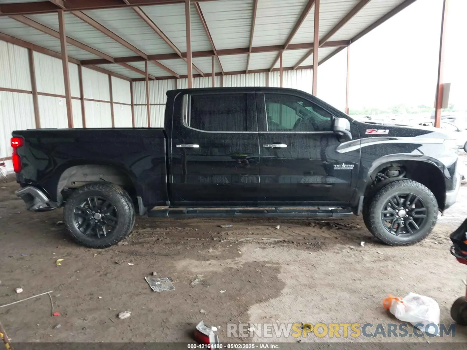 13 Photograph of a damaged car 3GCUYGET2MG143300 CHEVROLET SILVERADO 1500 2021