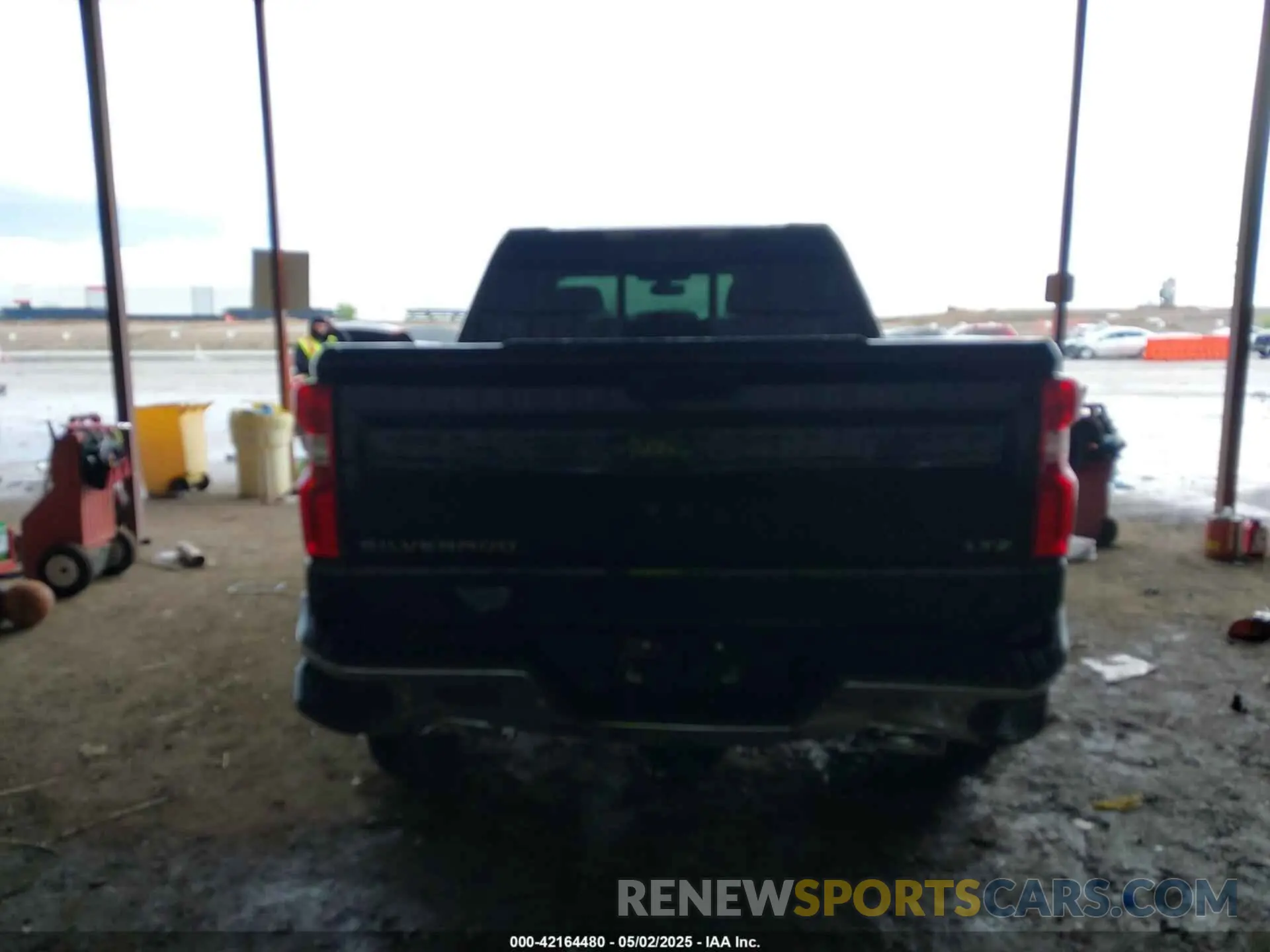 16 Photograph of a damaged car 3GCUYGET2MG143300 CHEVROLET SILVERADO 1500 2021