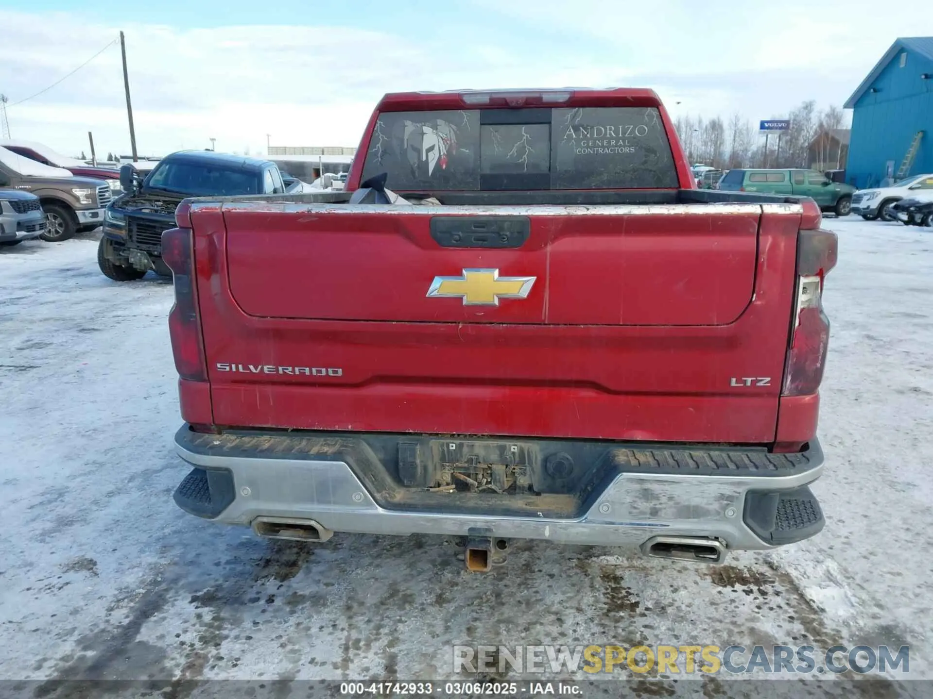 15 Photograph of a damaged car 3GCUYGET2MG323747 CHEVROLET SILVERADO 1500 2021