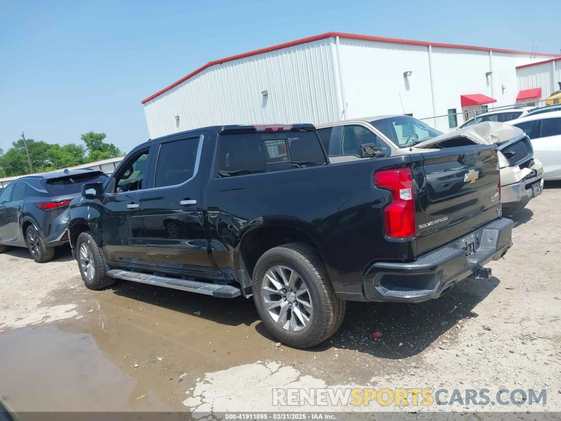 14 Photograph of a damaged car 3GCUYHED4MG315017 CHEVROLET SILVERADO 1500 2021