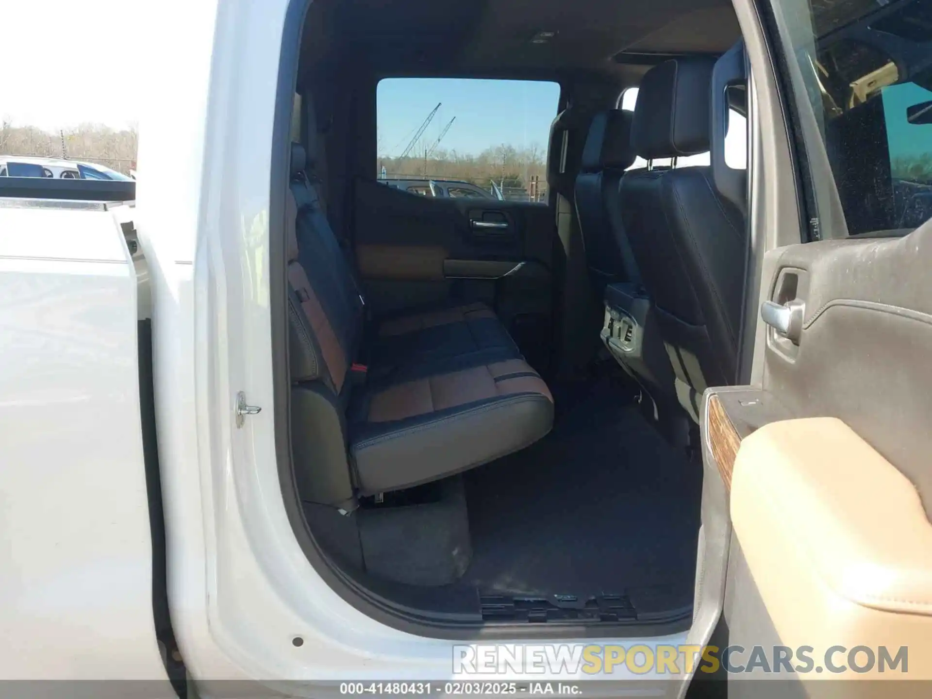 8 Photograph of a damaged car 3GCUYHEL6MG175043 CHEVROLET SILVERADO 1500 2021