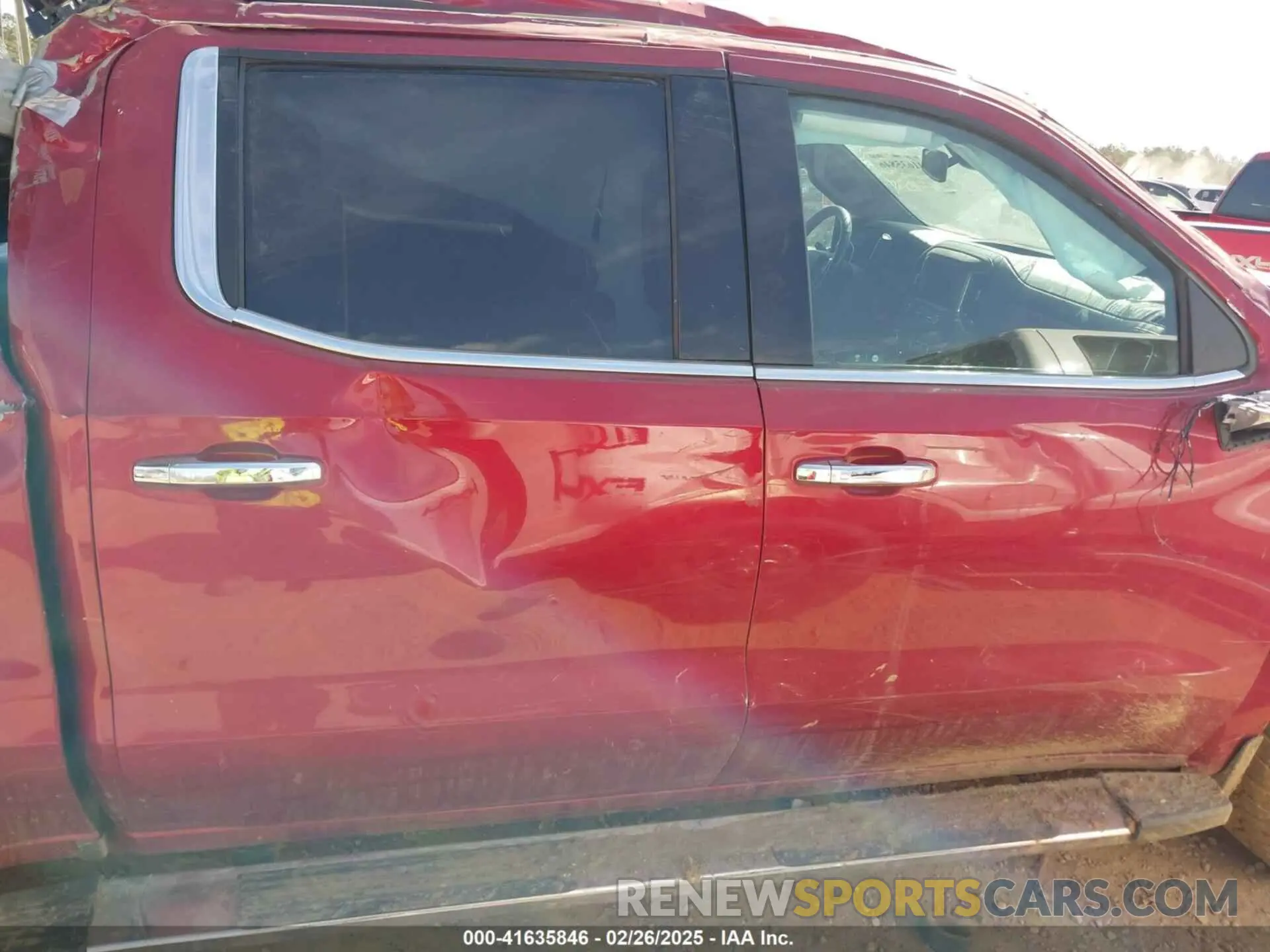 13 Photograph of a damaged car 3GCUYHET8MG141704 CHEVROLET SILVERADO 1500 2021