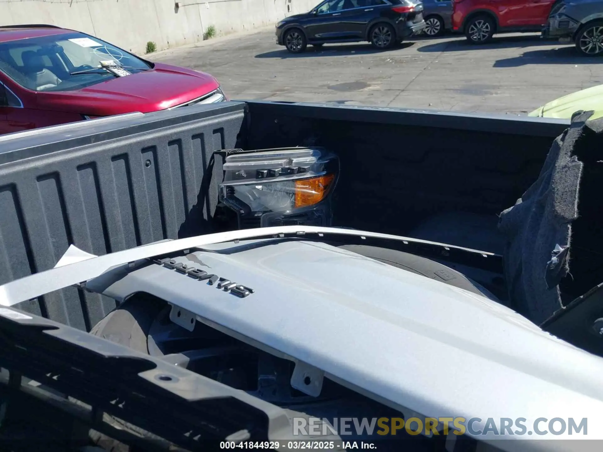 18 Photograph of a damaged car 1GCPABEK5NZ509697 CHEVROLET SILVERADO 1500 2022
